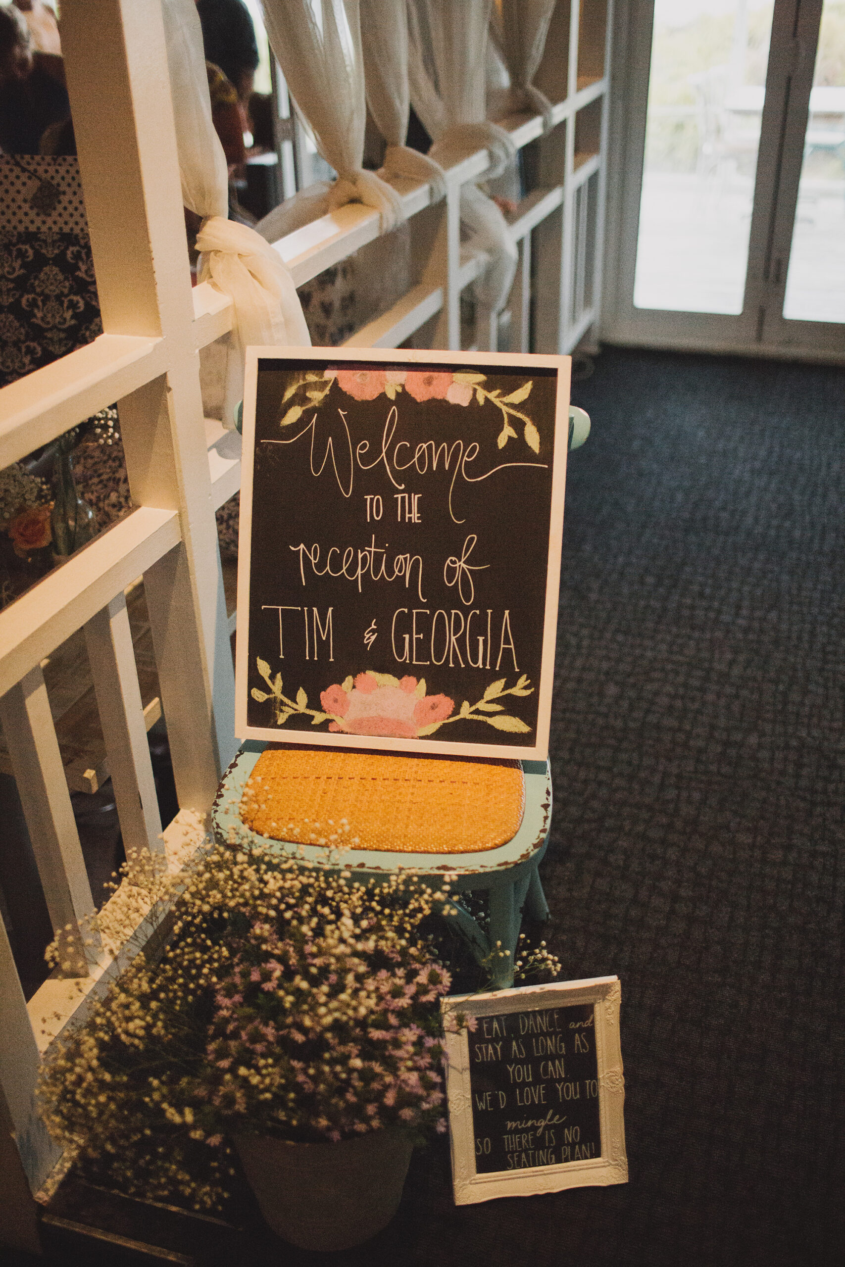 Georgia_Tim_Vintage-Beach-Wedding_037