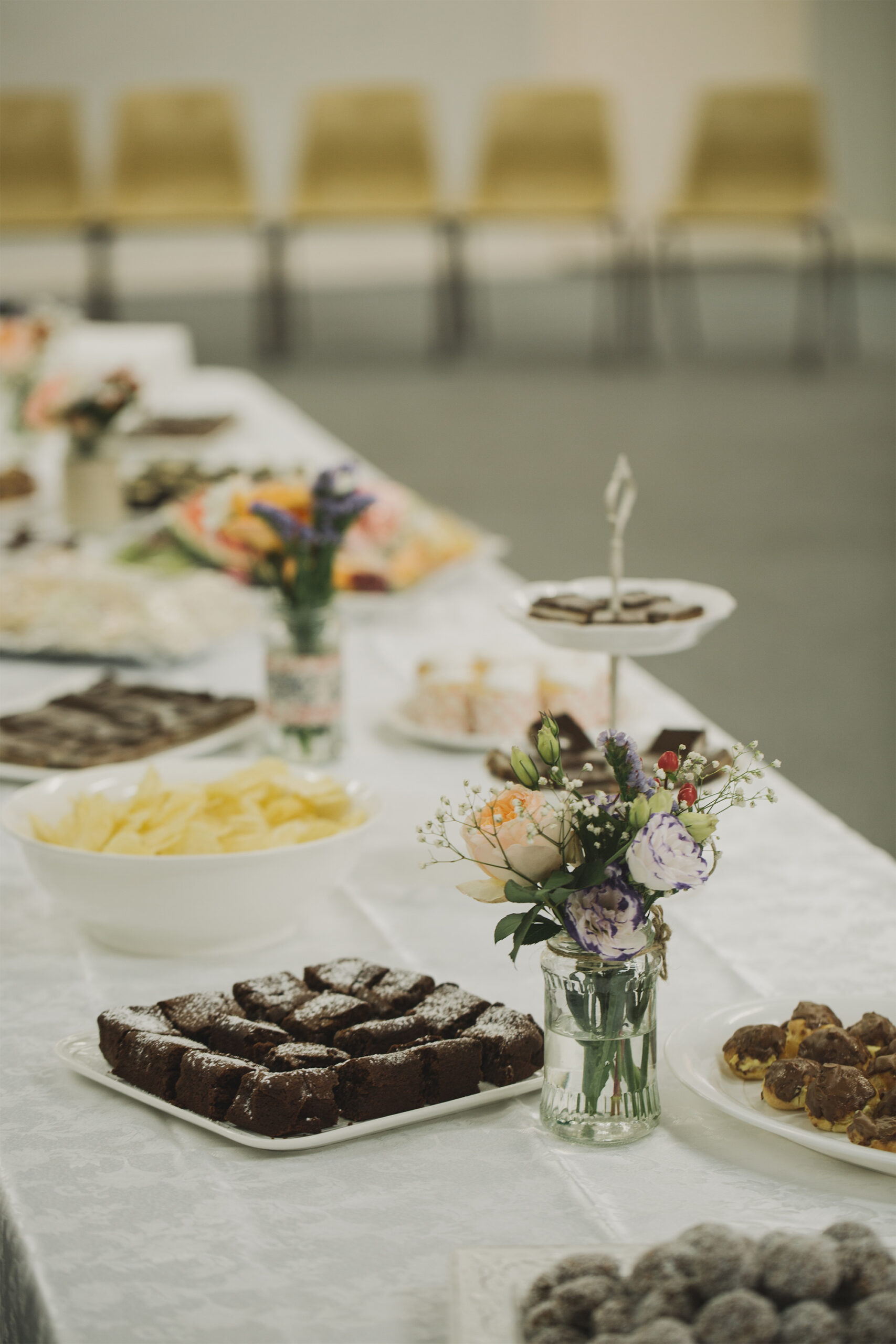 Georgia_Tim_Vintage-Beach-Wedding_SBS_025