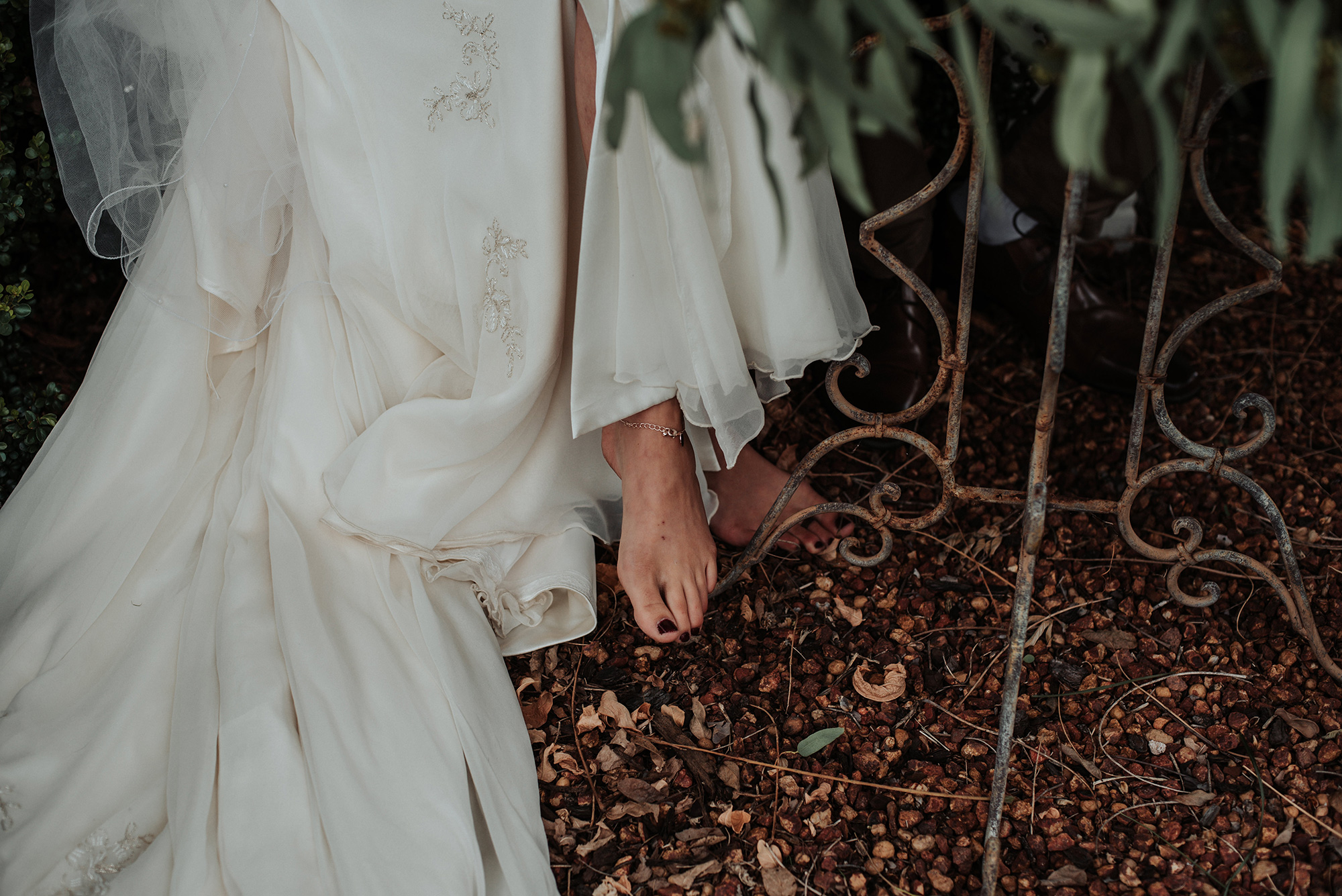 Hannah_James_Relaxed-Boho-Wedding_Shannon-Stent-Images_014