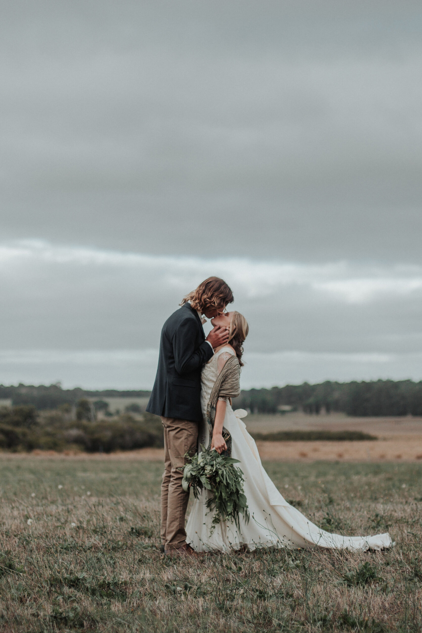 Hannah_James_Relaxed-Boho-Wedding_Shannon-Stent-Images_SBS_026