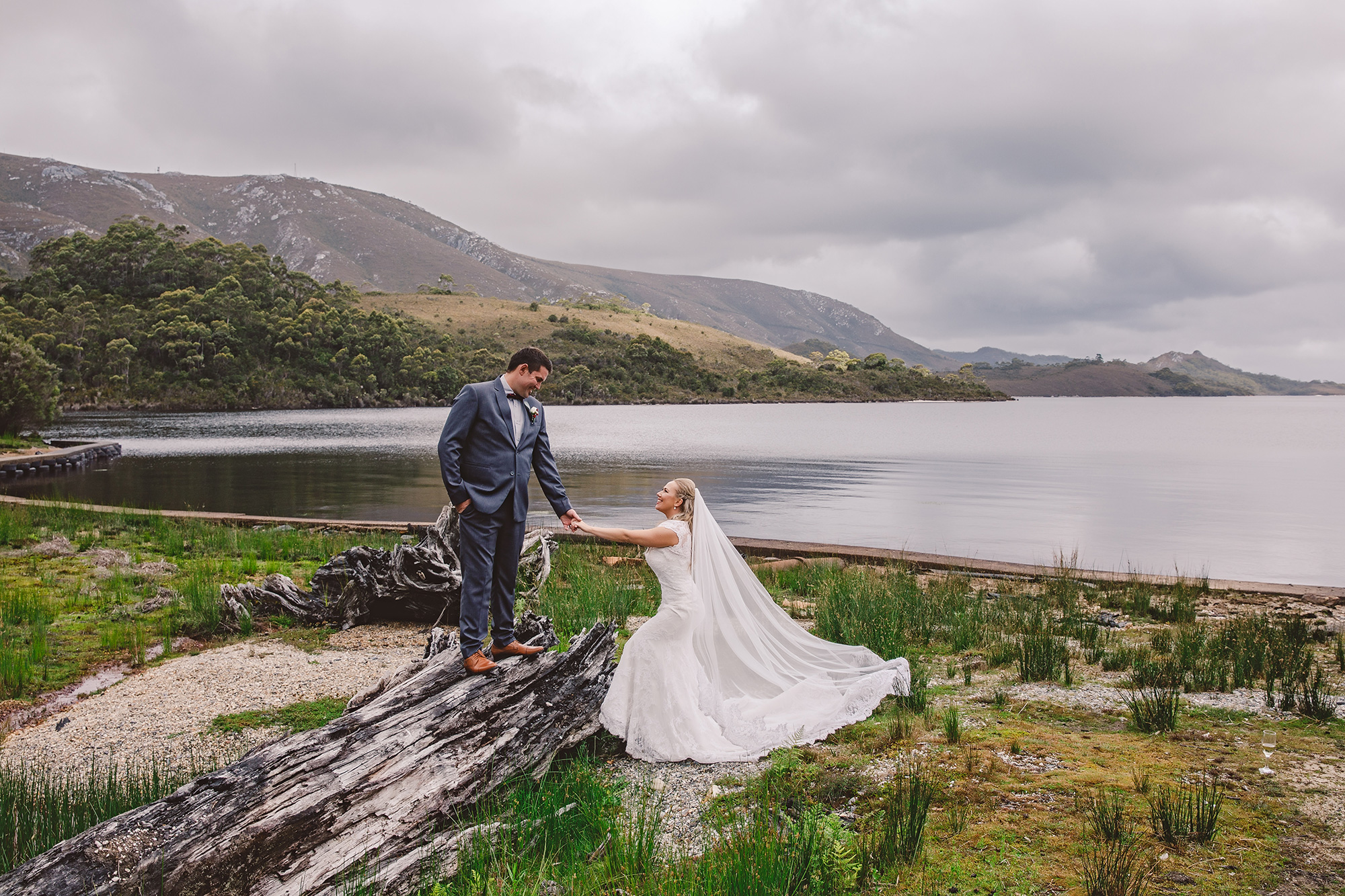 Hannah_Sam_Rustic-Tasmania-Wedding_Something-Special-Photography_016