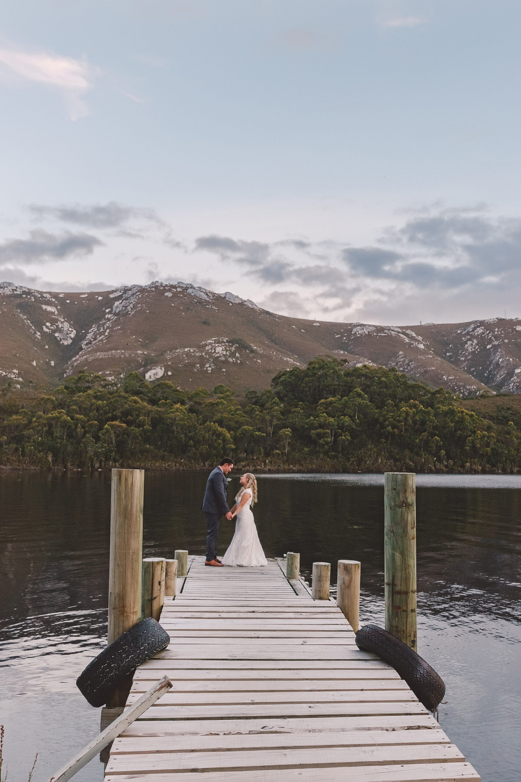 Hannah_Sam_Rustic-Tasmania-Wedding_Something-Special-Photography_SBS_021