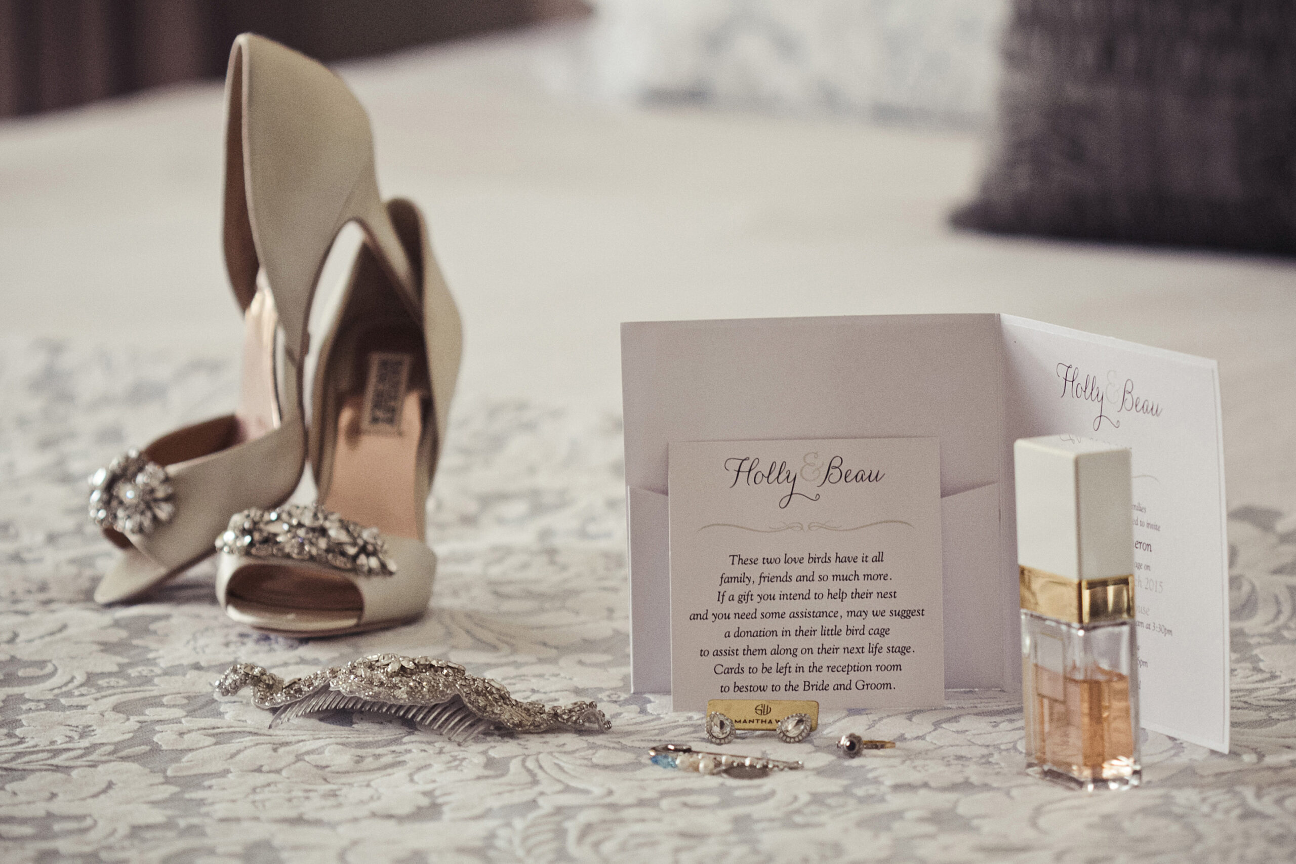 Holly_Beau_Romantic-Vintage-Wedding_001