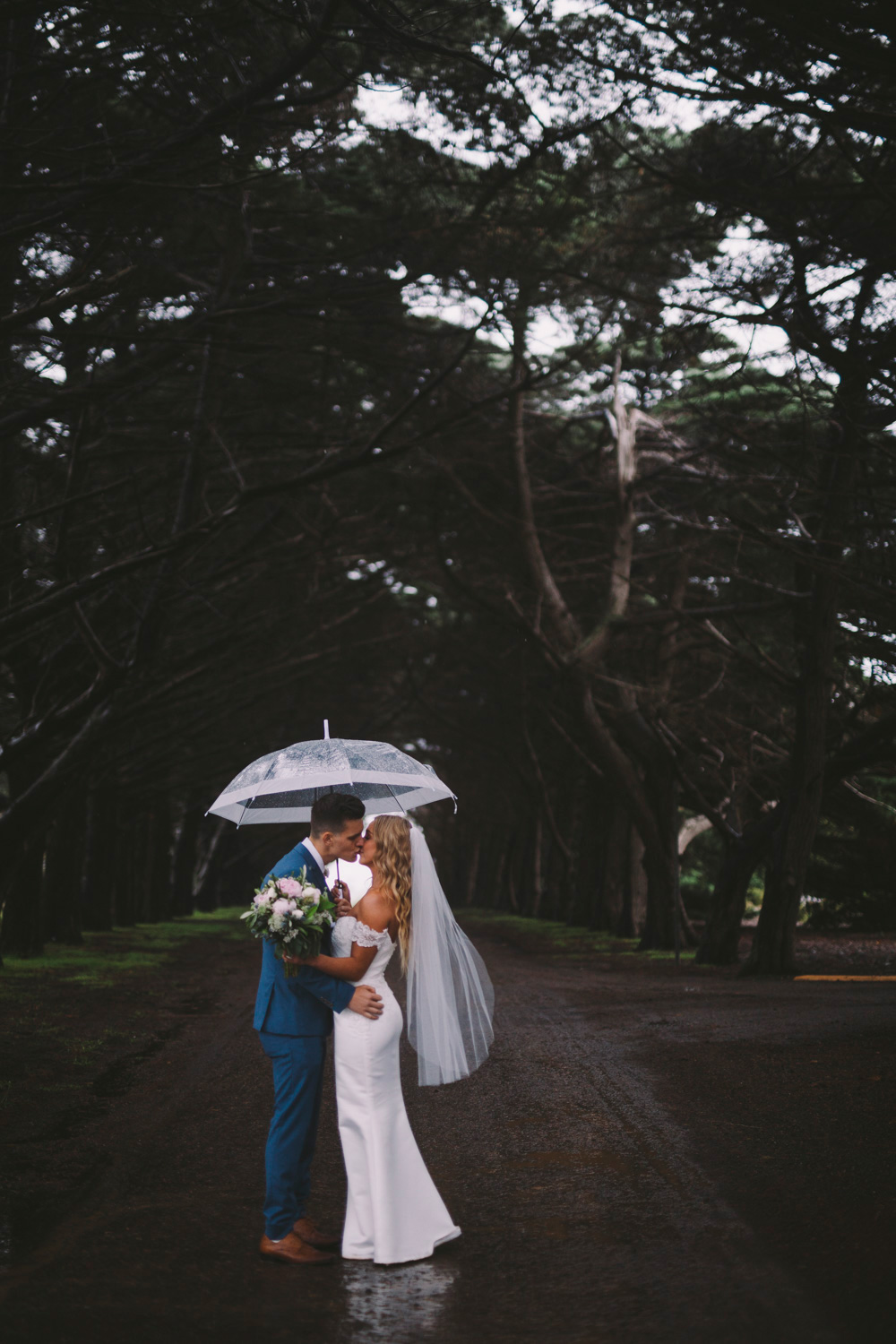 Holly_Jesse_Romantic-Rustic-Wedding_Lavan-Photography_SBS_023