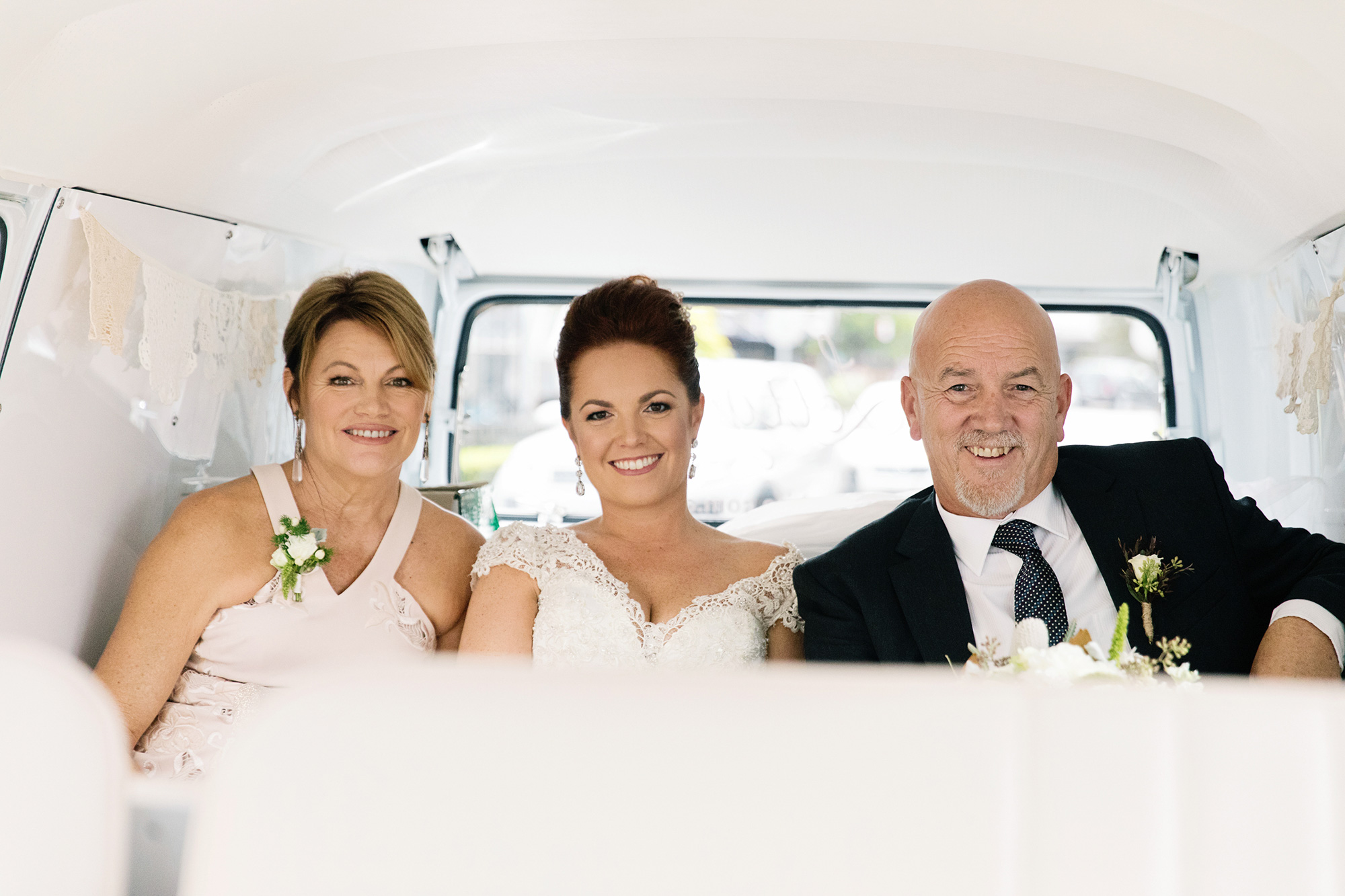 Jahmima_Matt_Elegant-Seaside-Wedding_Tracy-Beveridge-Photography_016