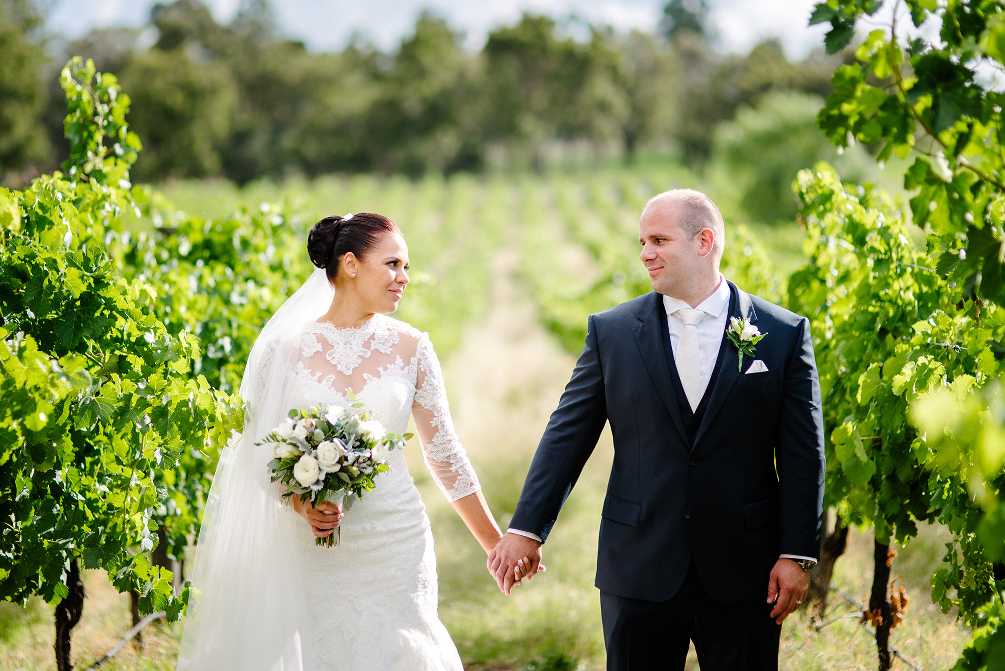 Jasmine_Damir_Vineyard-Wedding_022