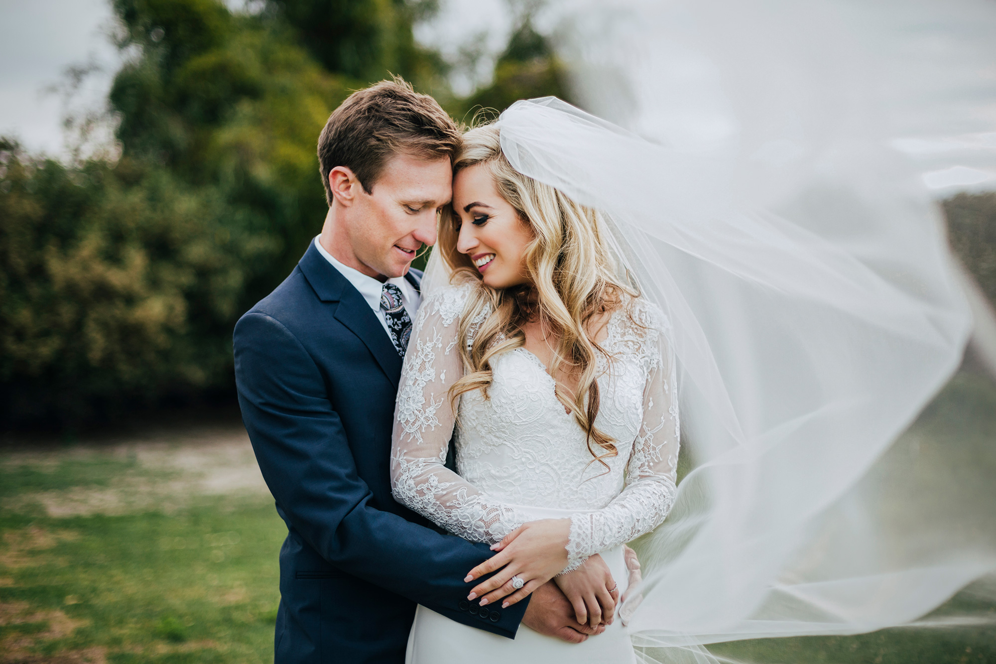 Jemma Ryan Rustic Cave Wedding Simone Addison Photography 041