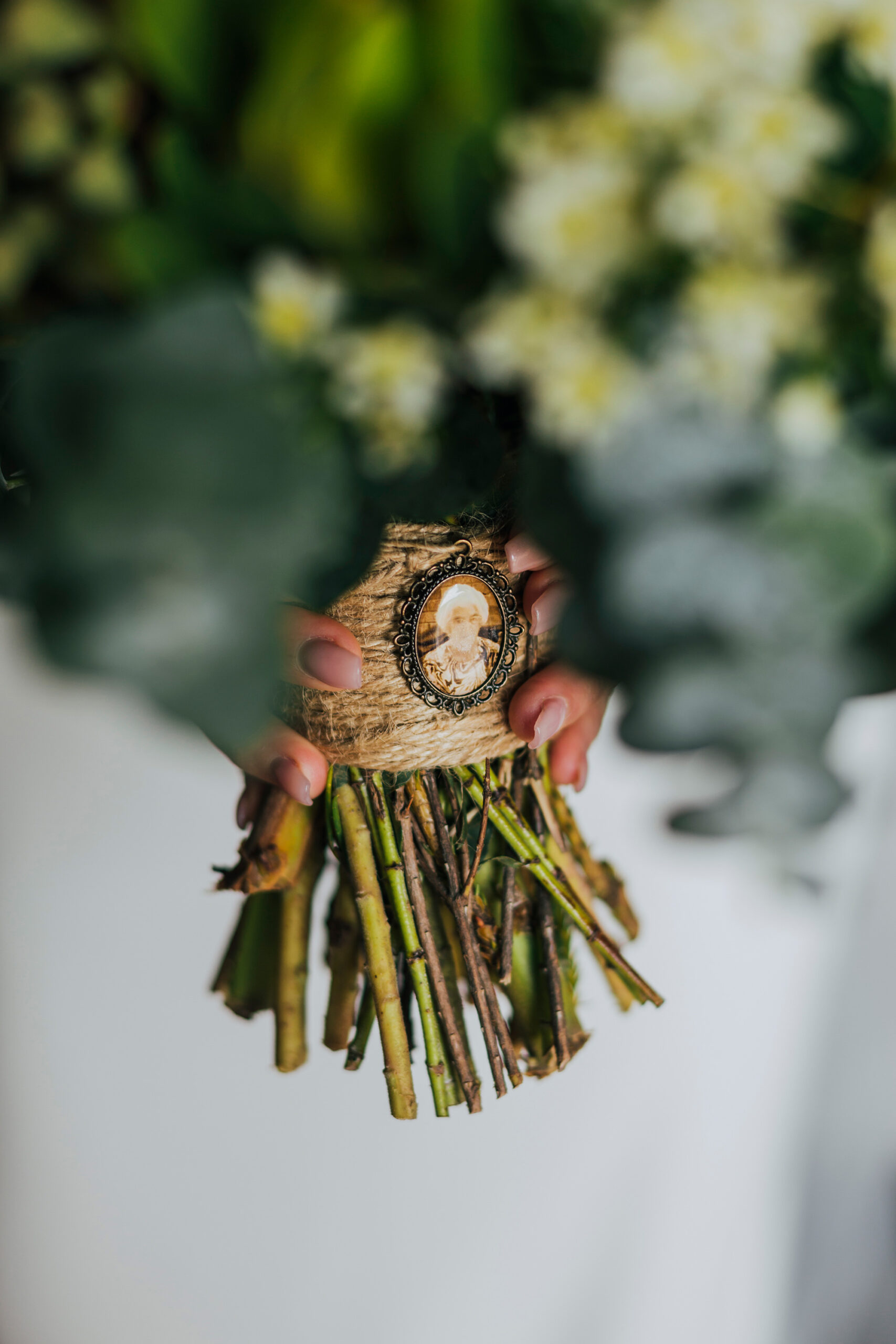 Jemma Ryan Rustic Cave Wedding Simone Addison Photography SBS 012 scaled