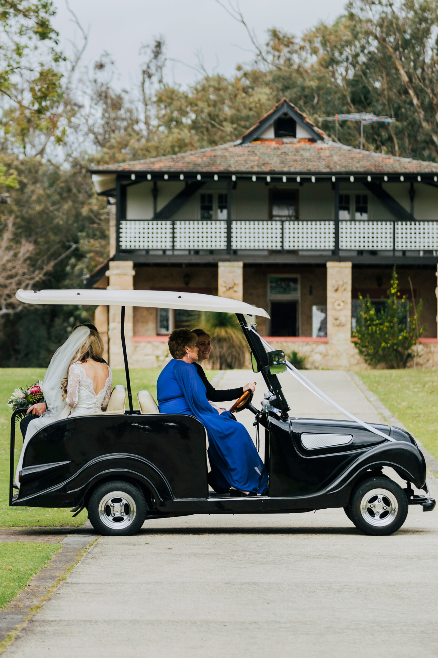 Jemma Ryan Rustic Cave Wedding Simone Addison Photography SBS 015 scaled