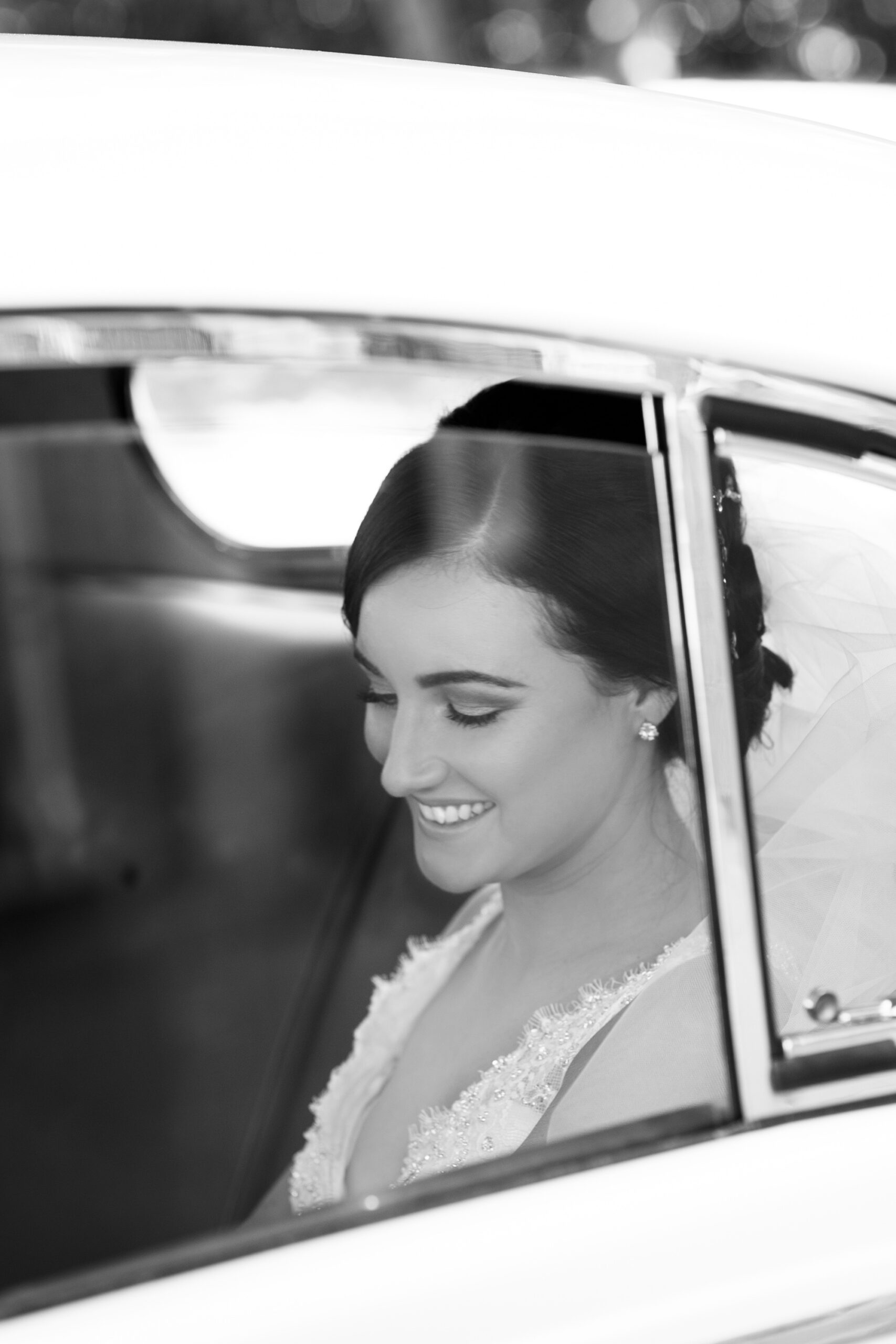 Jennifer_Ciaran_Romantic-Wedding_SBS_013