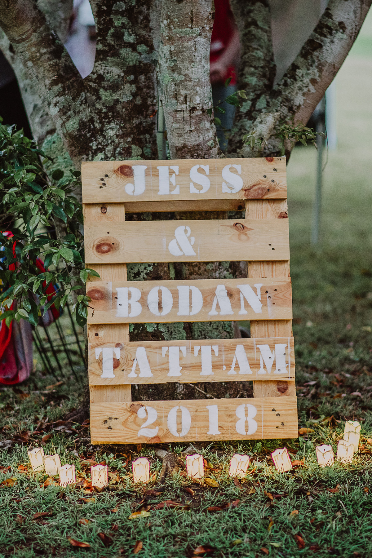 Jessica Bodan Simple Garden Party Wedding BoyBurton SBS 025