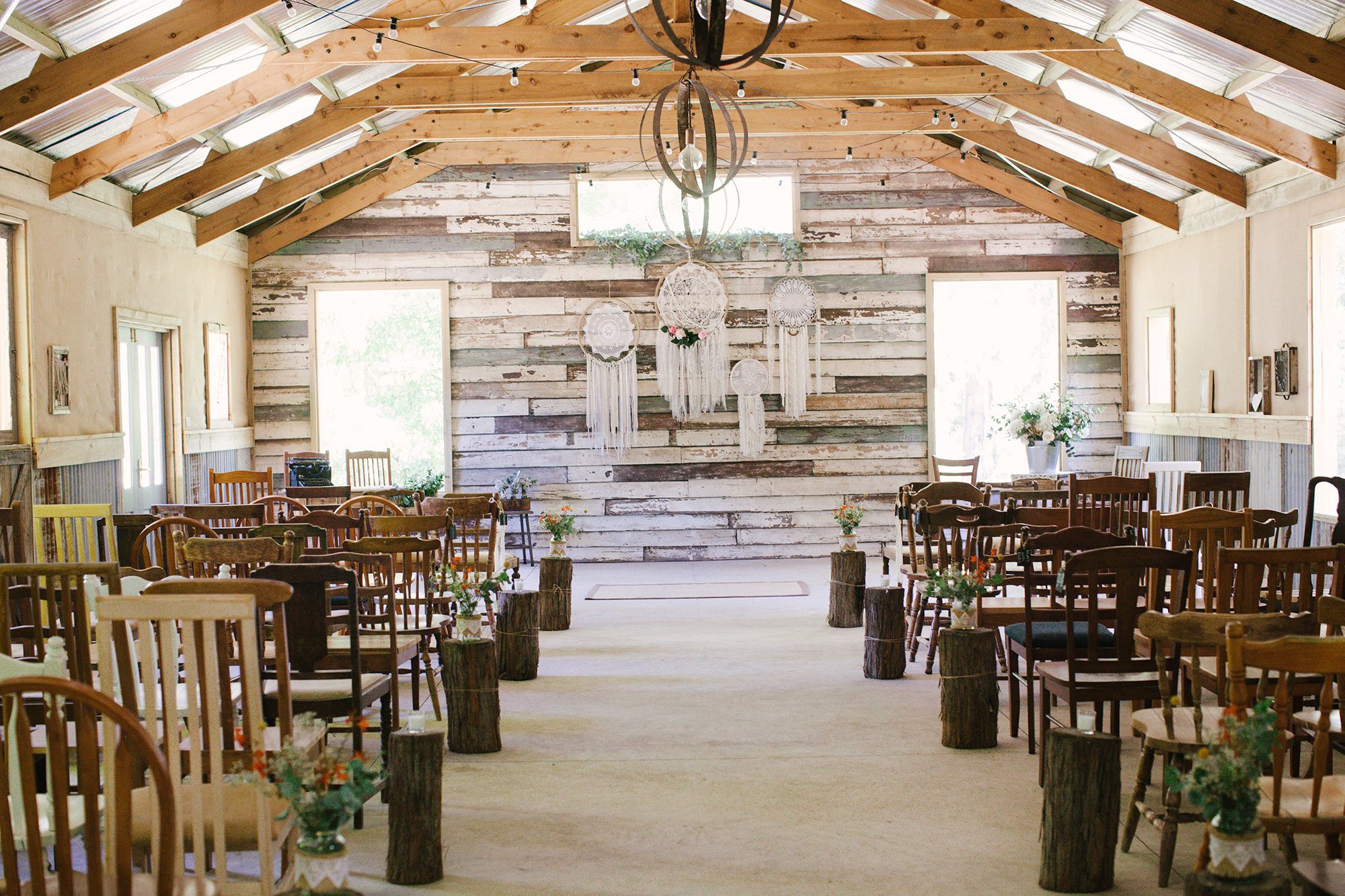 Jessica_Rob_Boho-Rustic-Wedding_Natalie-Robertson-Photography_012