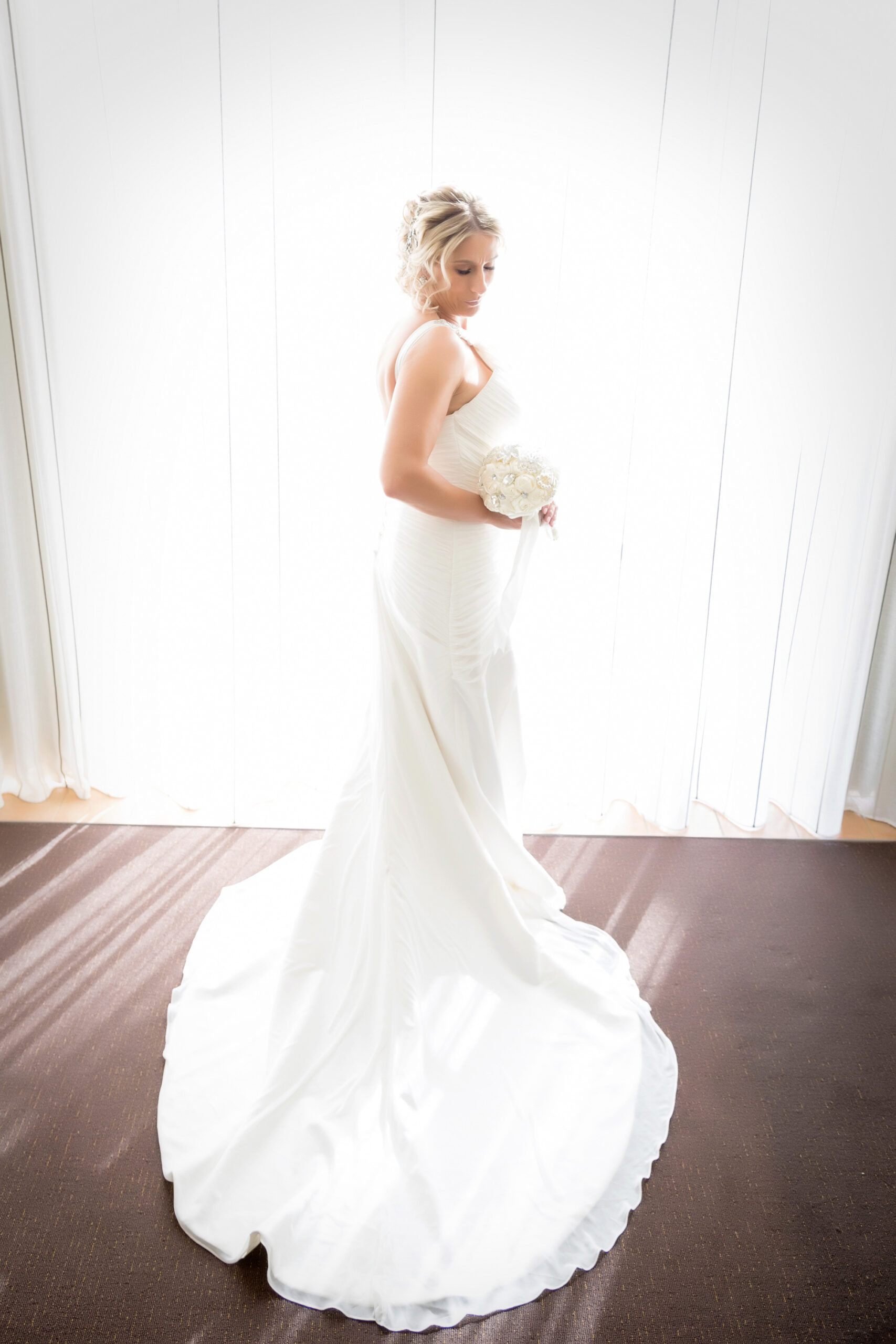 Julia_Mark_Elegant-Wedding_SBS_005