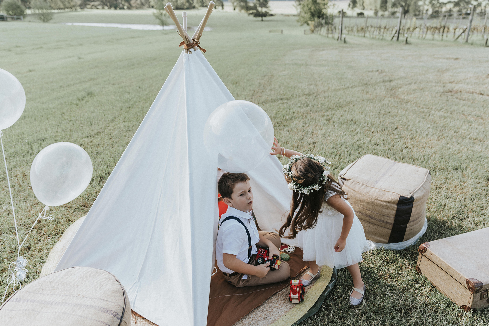 Karly Jonathon Elegant Barn Wedding Jonathan David Photography 028