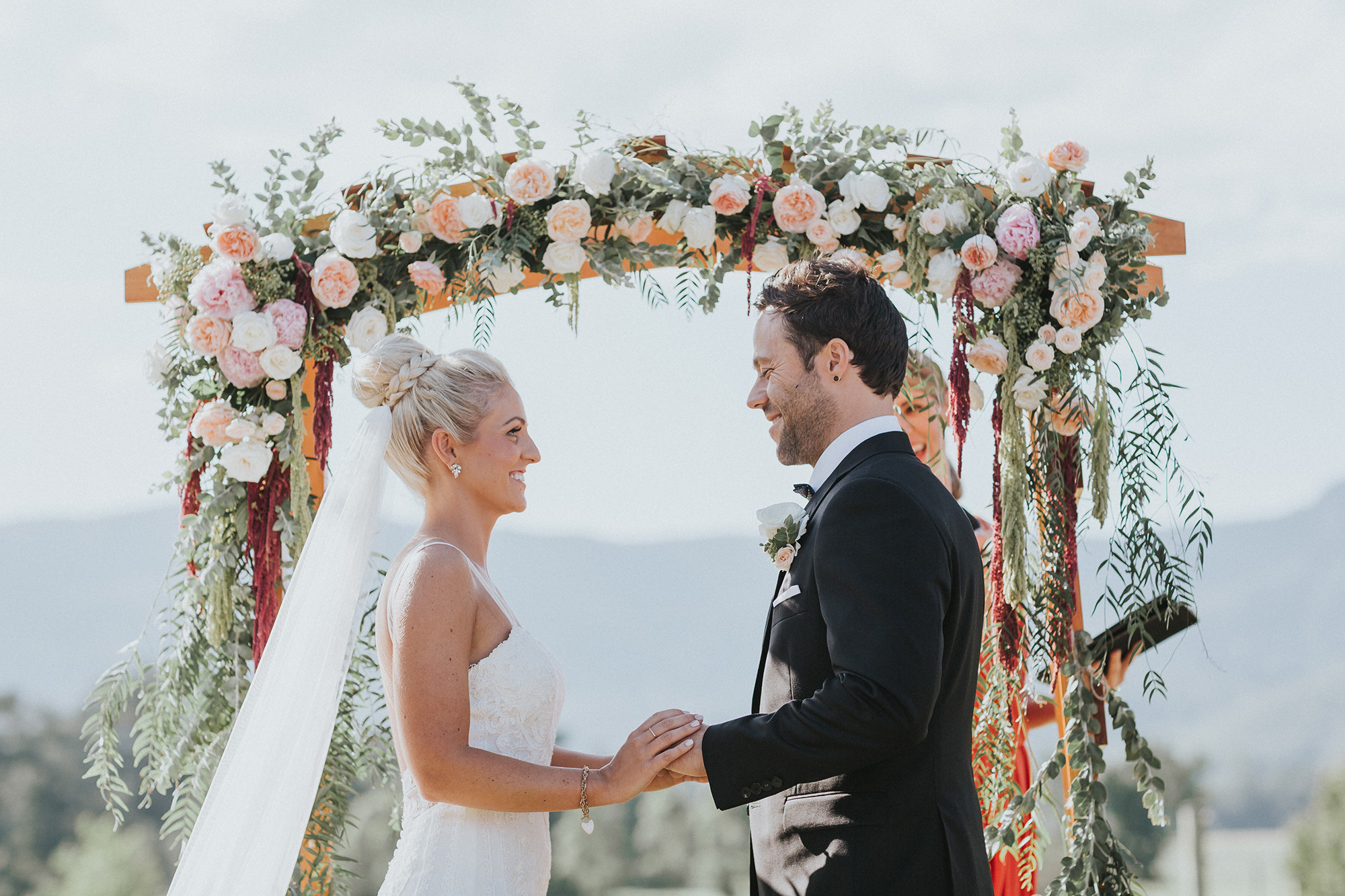 Karly Jonathon Elegant Barn Wedding Jonathan David Photography 030