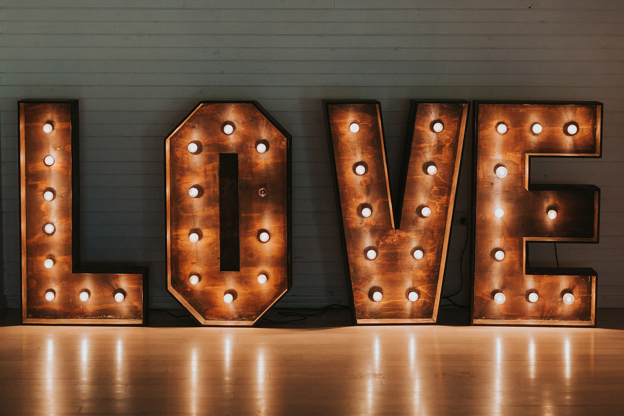 Karly Jonathon Elegant Barn Wedding Jonathan David Photography 054