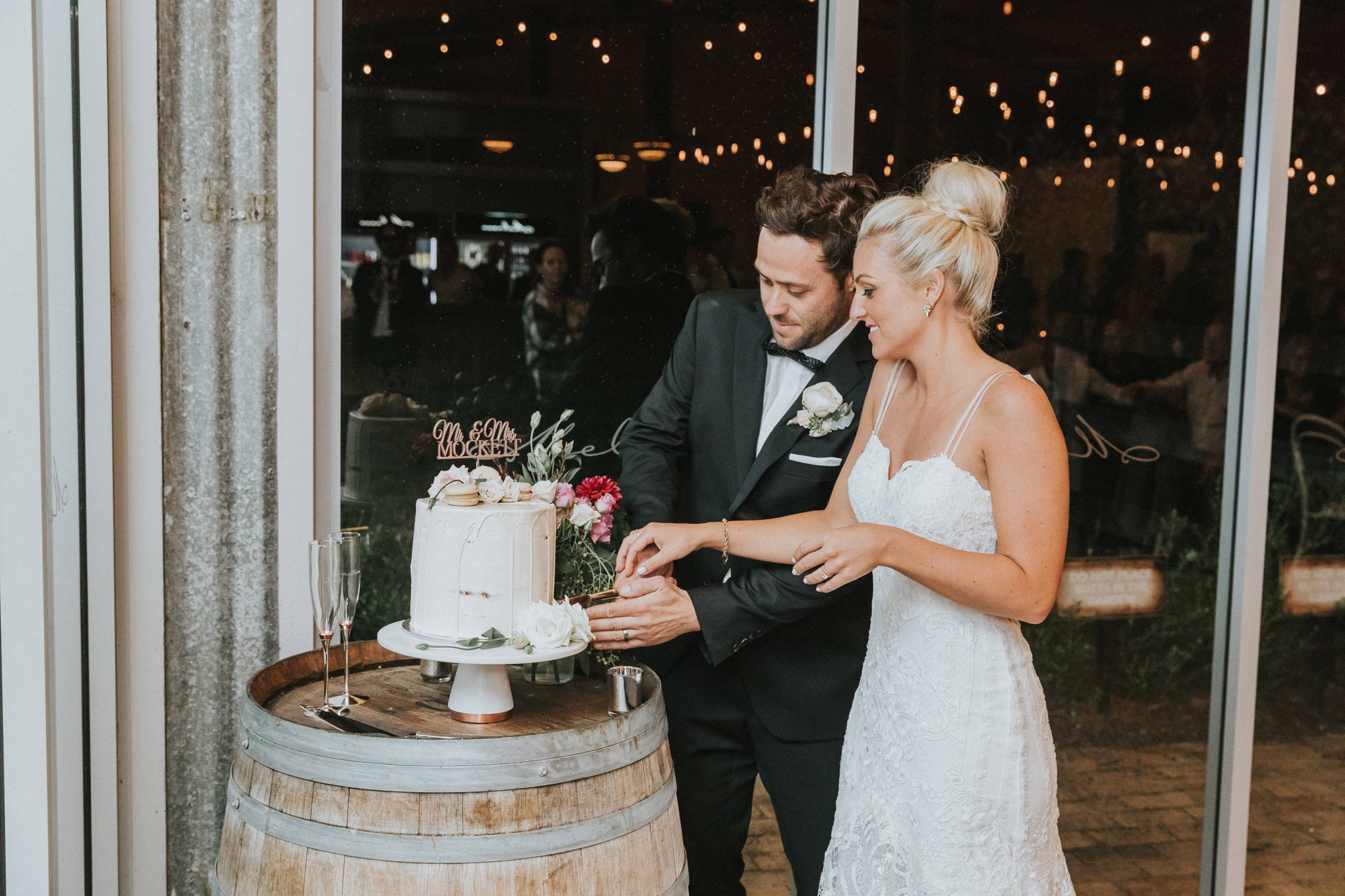 Karly Jonathon Elegant Barn Wedding Jonathan David Photography 061