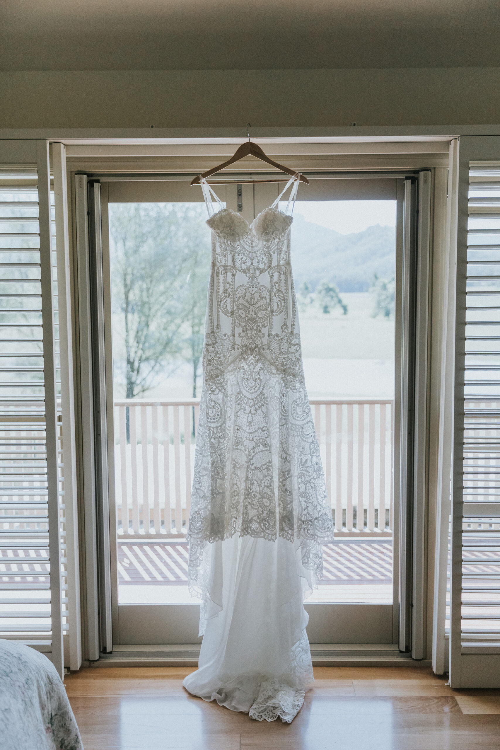 Karly Jonathon Elegant Barn Wedding Jonathan David Photography SBS 006 scaled