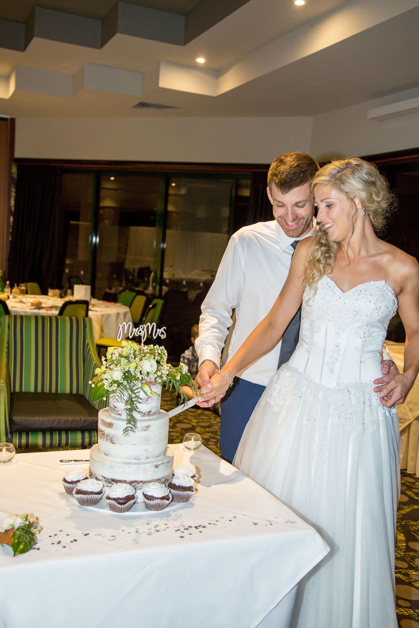 Kasey_Kane_Golf-Club-Wedding_033