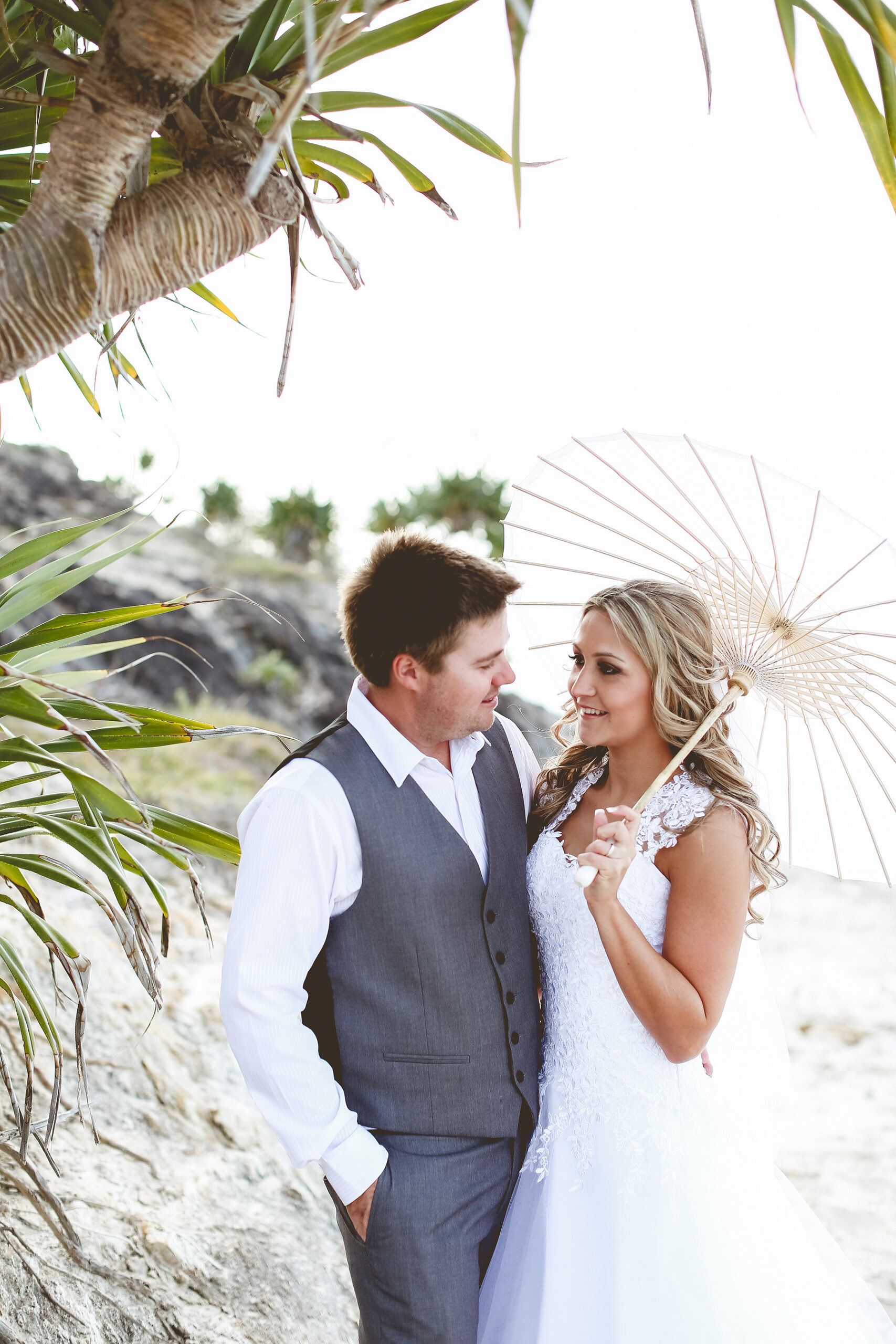 Kassie_Reece_Beach-Wedding_036