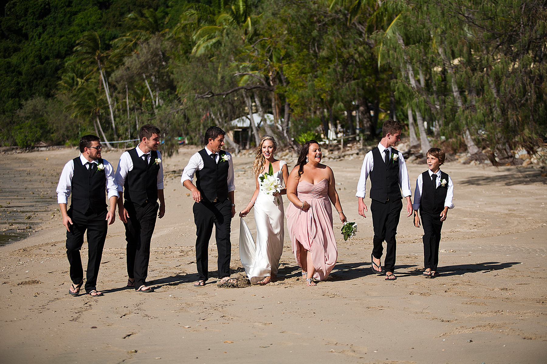 Kate_Tor_Beach-Wedding_017