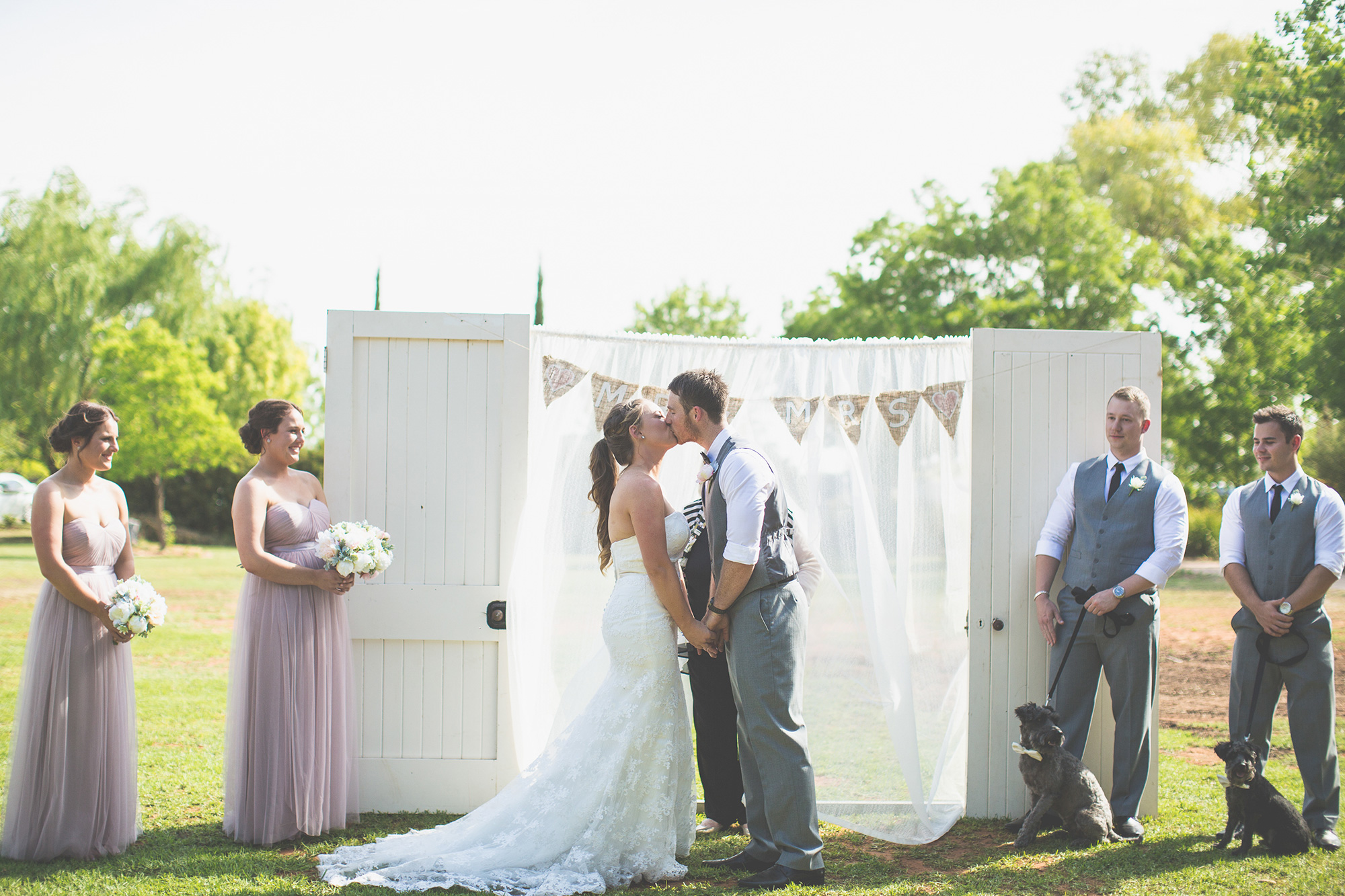 Kathryn_Justin_Rustic-Garden-Wedding_022