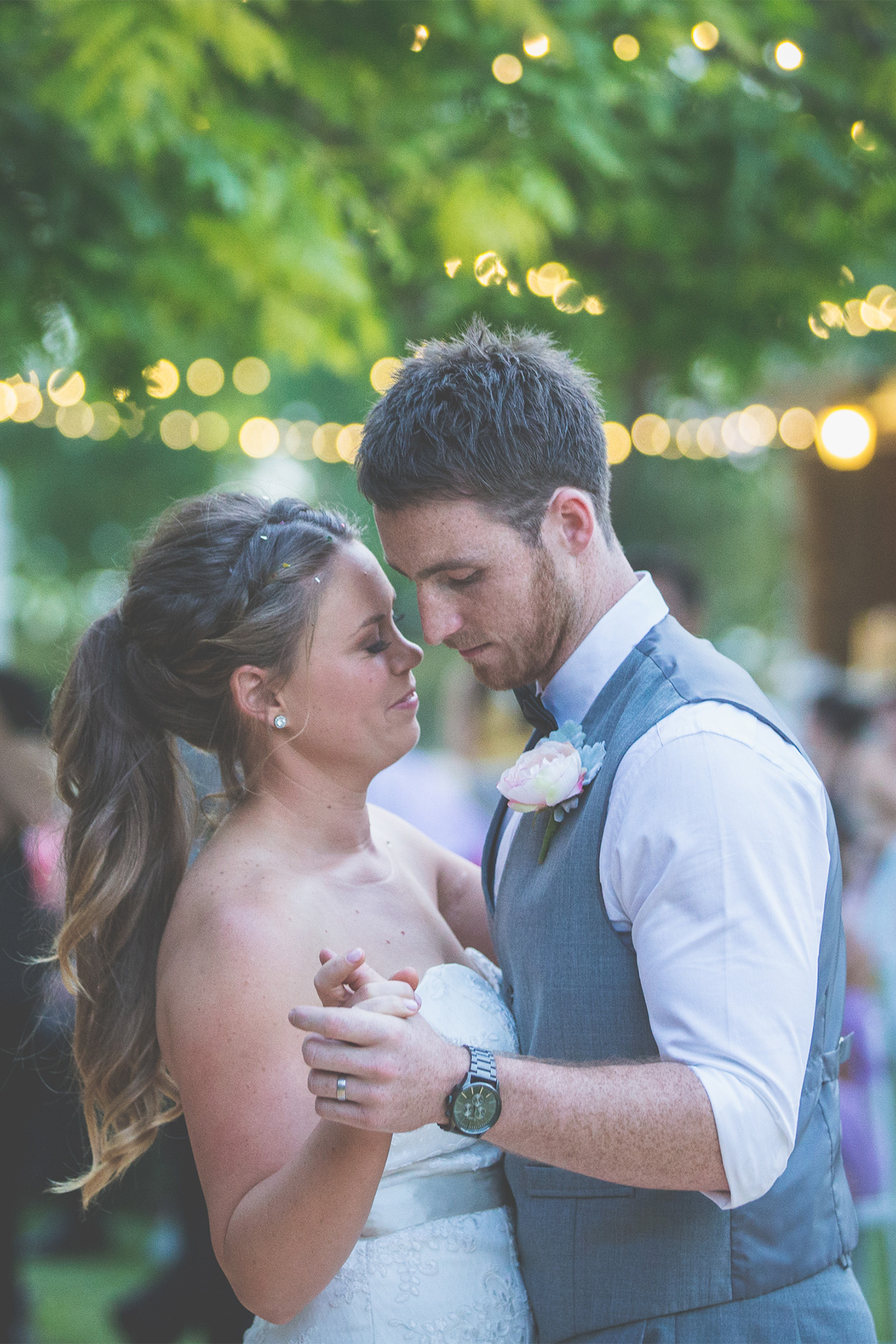 Kathryn_Justin_Rustic-Garden-Wedding_SBS_034