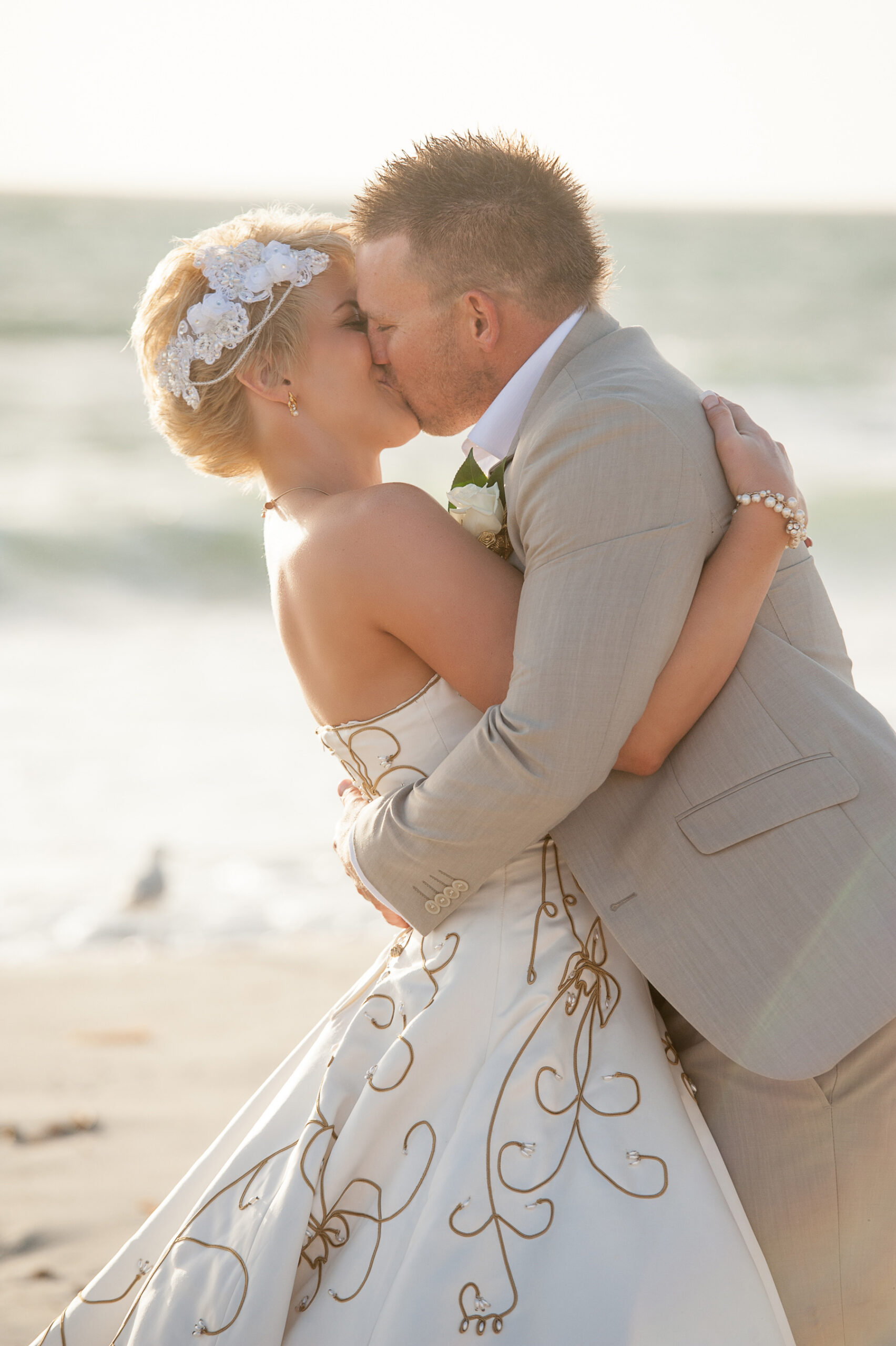 Kayla_John_Beach-Wedding_011