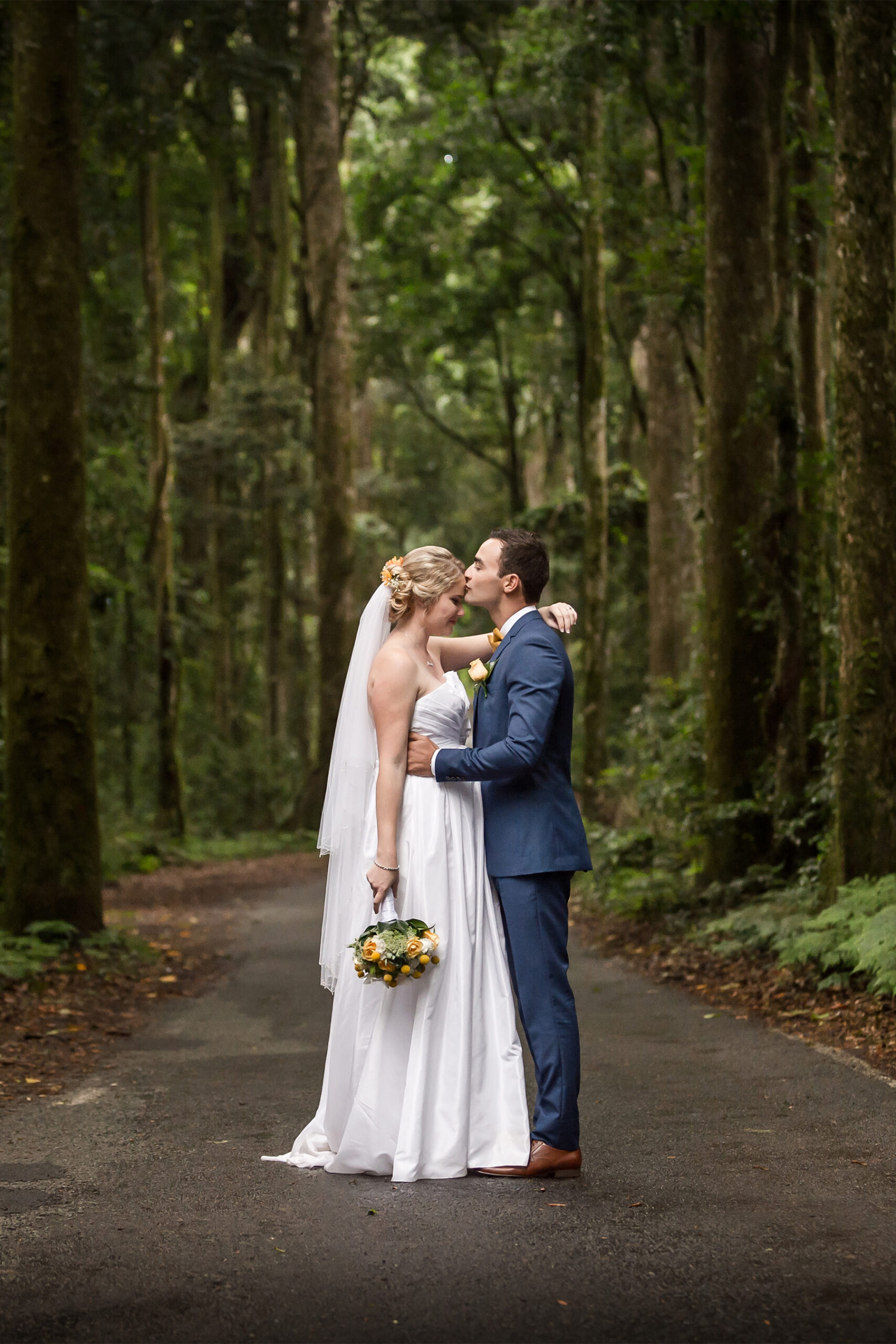 Kayla_Steve_Rainforest-Wedding_SBS_022