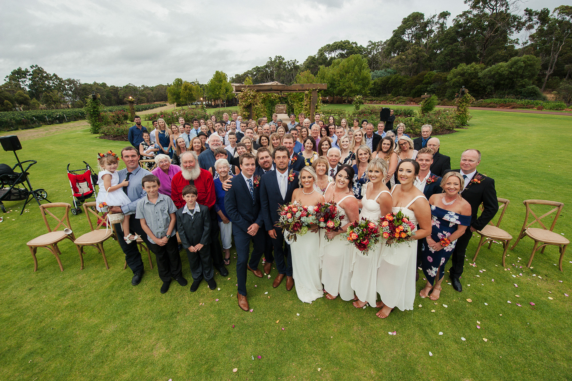 Kayley_Scott_Country-Vineyard-Wedding_028