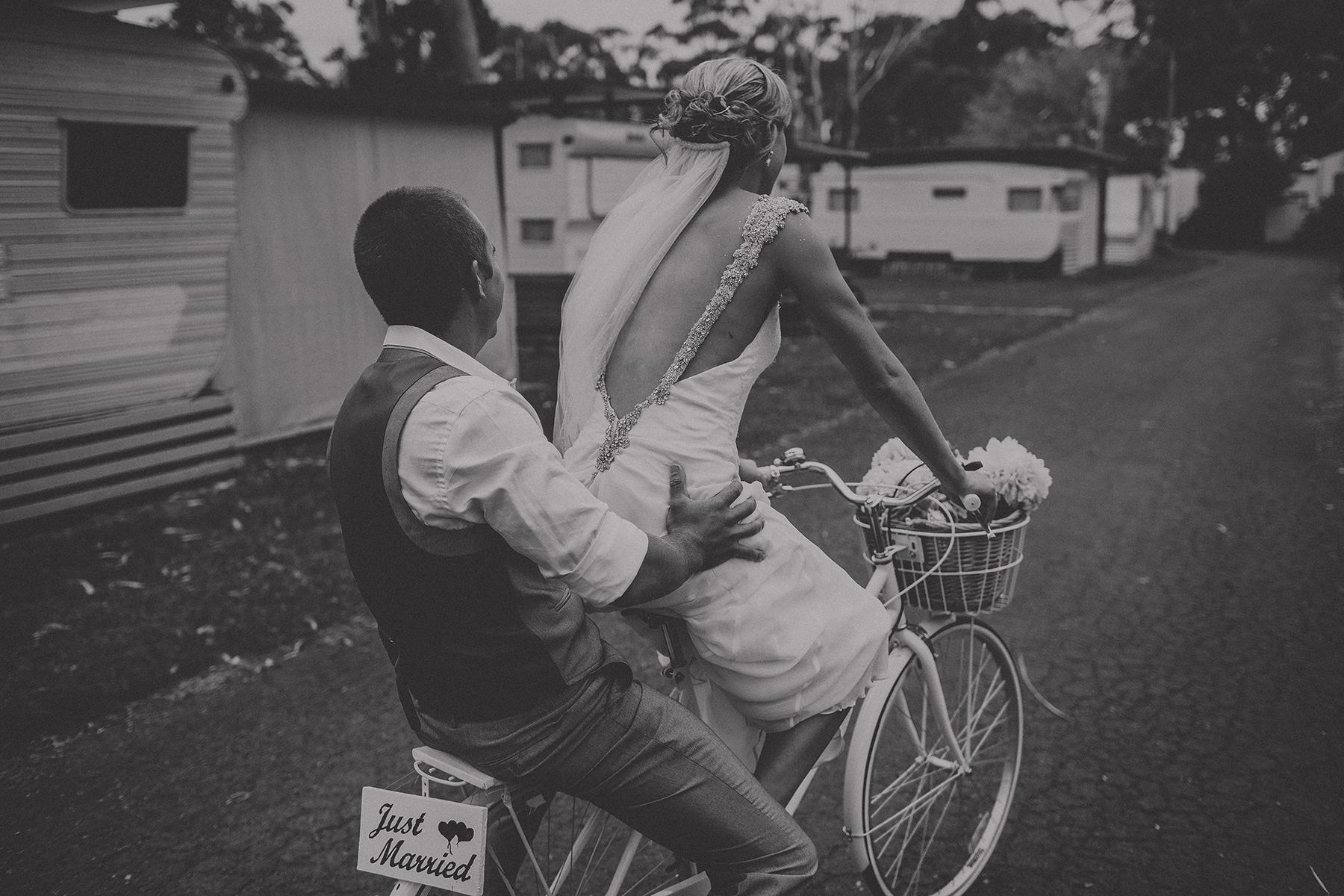 Kaylie_Patrick_Vintage-Beach-Wedding_041