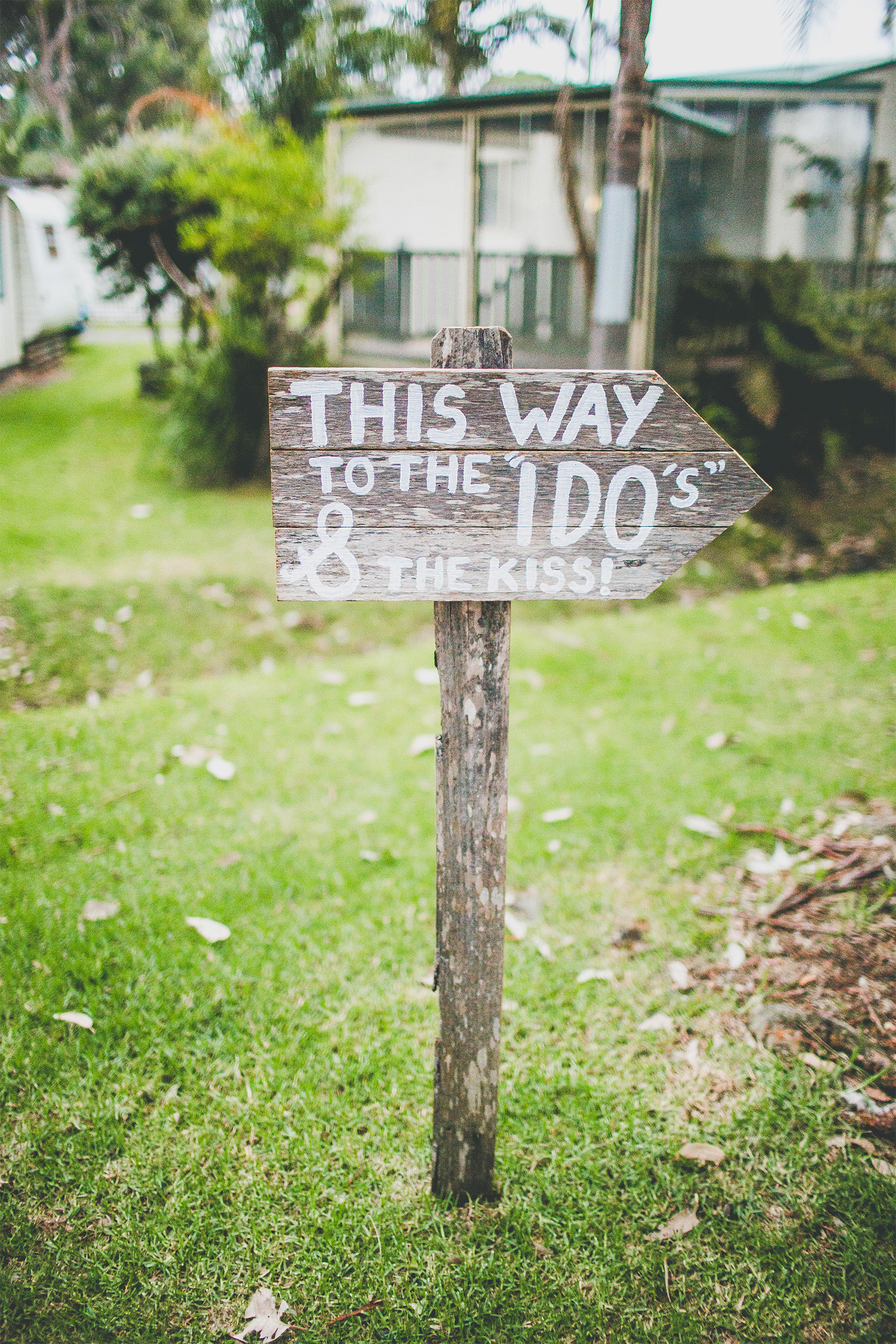 Kaylie_Patrick_Vintage-Beach-Wedding_SBS_016