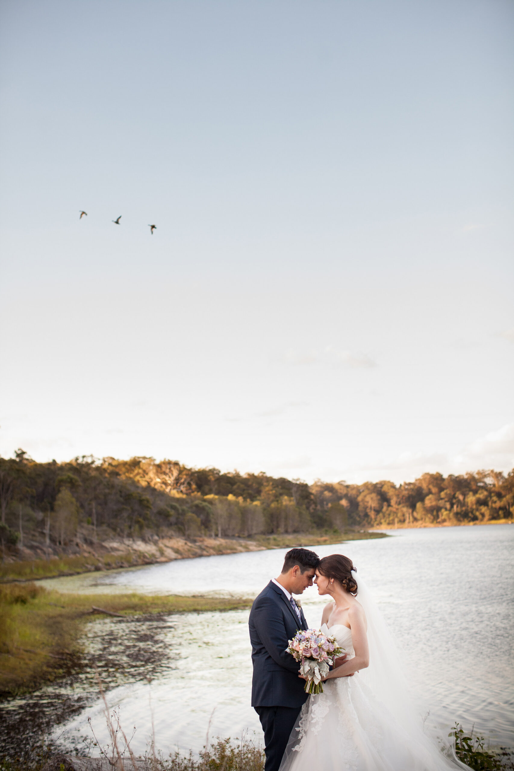 Kayliegh_Theo_Elegant-Rustic-Wedding_035