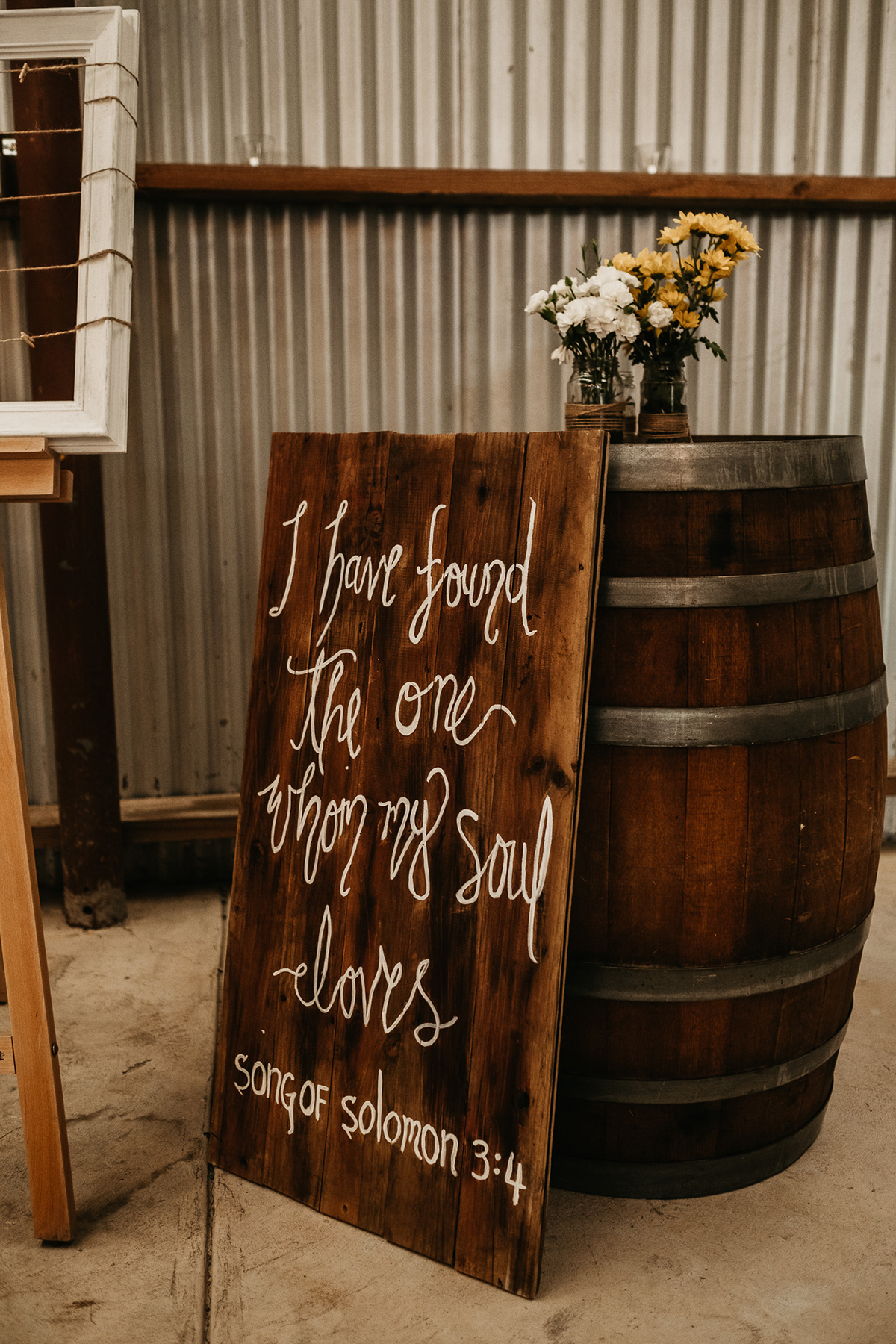 Kelly Alex Rustic Farm Wedding Daniel Milligan Photography SBS 024