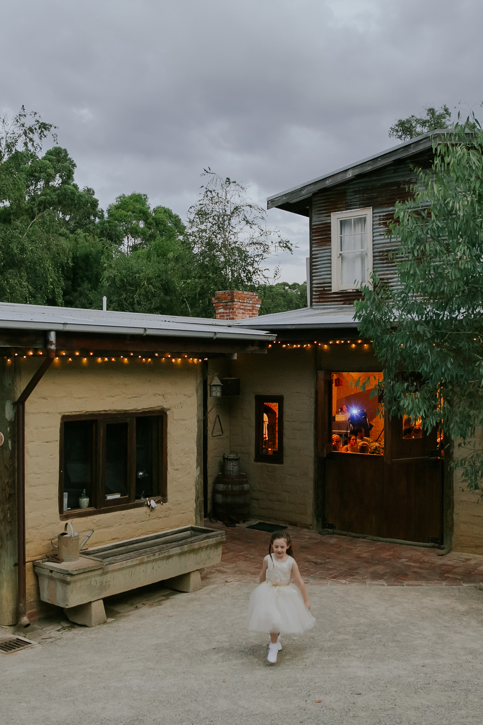 Kelly_Damian_Eclectic-Country-Wedding_Kerryn-Lee-Photography_SBS_030