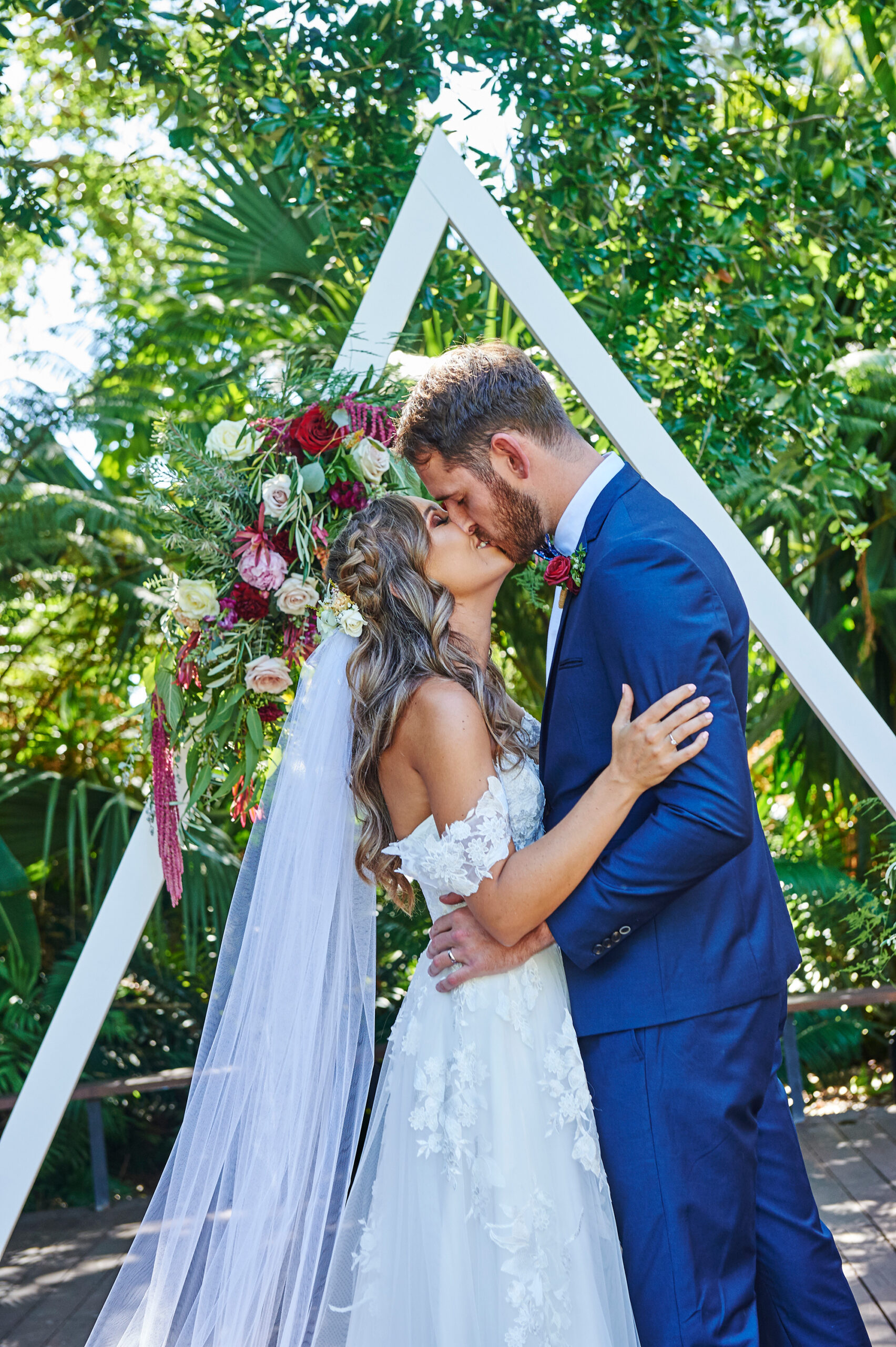 Kristina Sam Relaxed Rustic Wedding Peter Edwards Photography 020 scaled