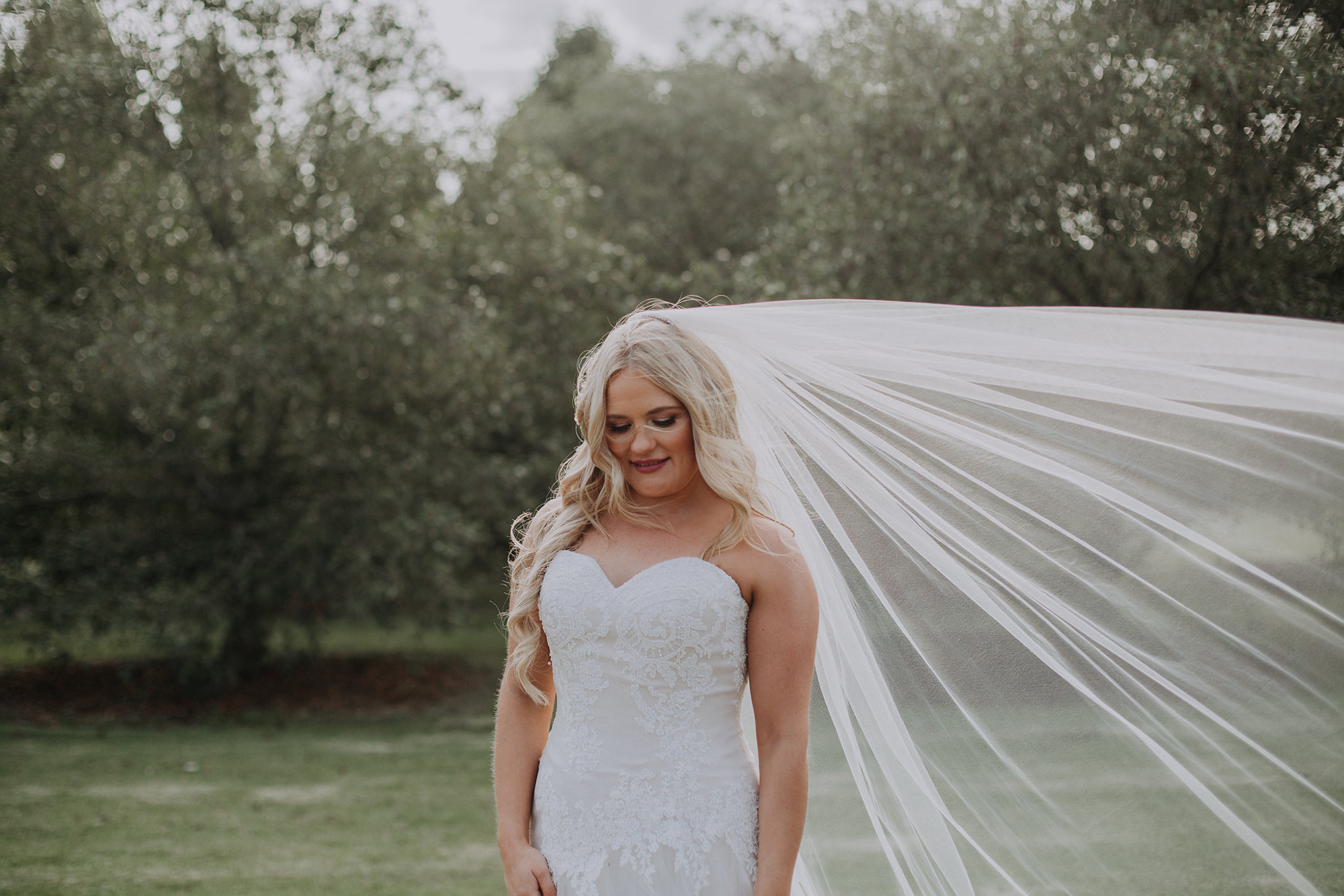 Kristy_Ben_Rustic-Wedding_023