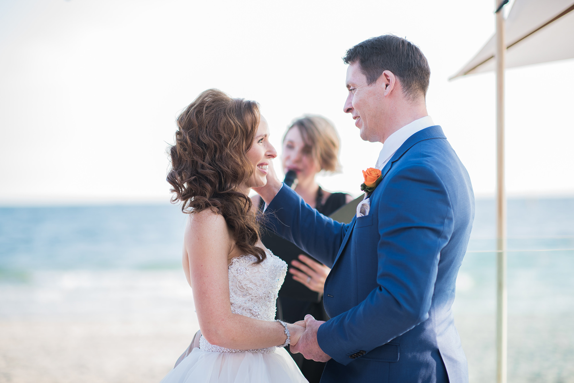 Kristy_Matthew_Beach-Wedding_029