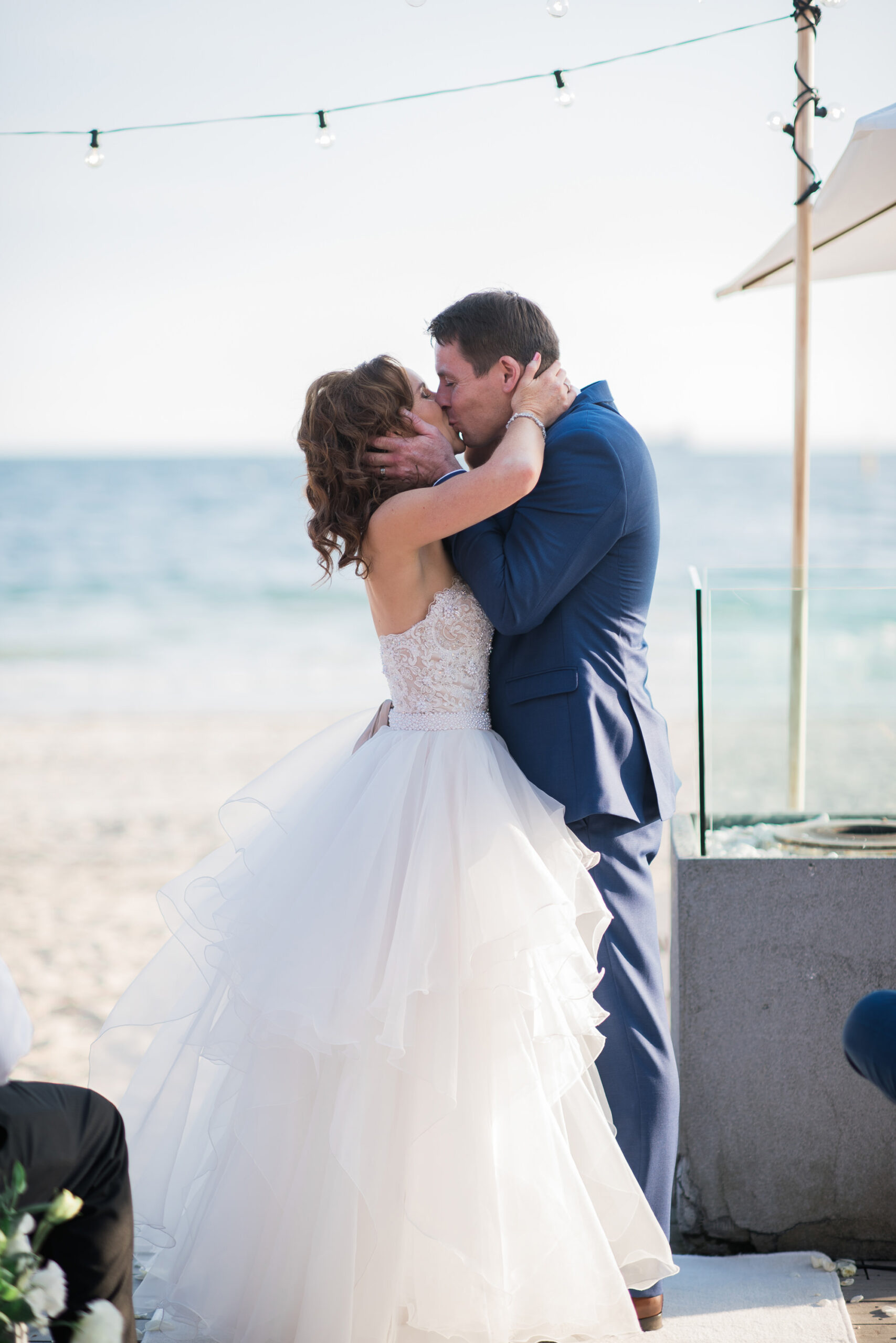 Kristy_Matthew_Beach-Wedding_SBS_023