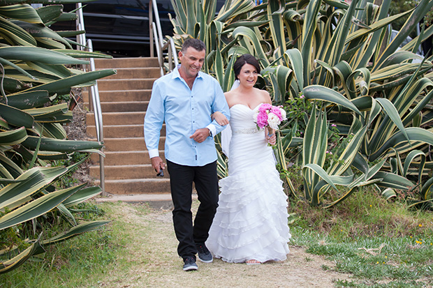 Kylie_Luke_Beach-Wedding_012