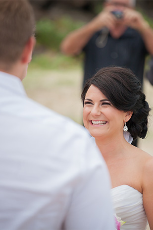 Kylie_Luke_Beach-Wedding_309_014