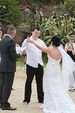 Kylie_Luke_Beach-Wedding_309_021