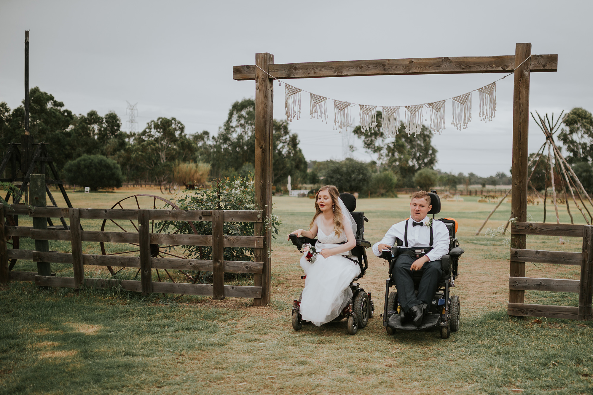 Laura_Aiden_Rustic-Wedding_Ebony-Blush-Photography_039