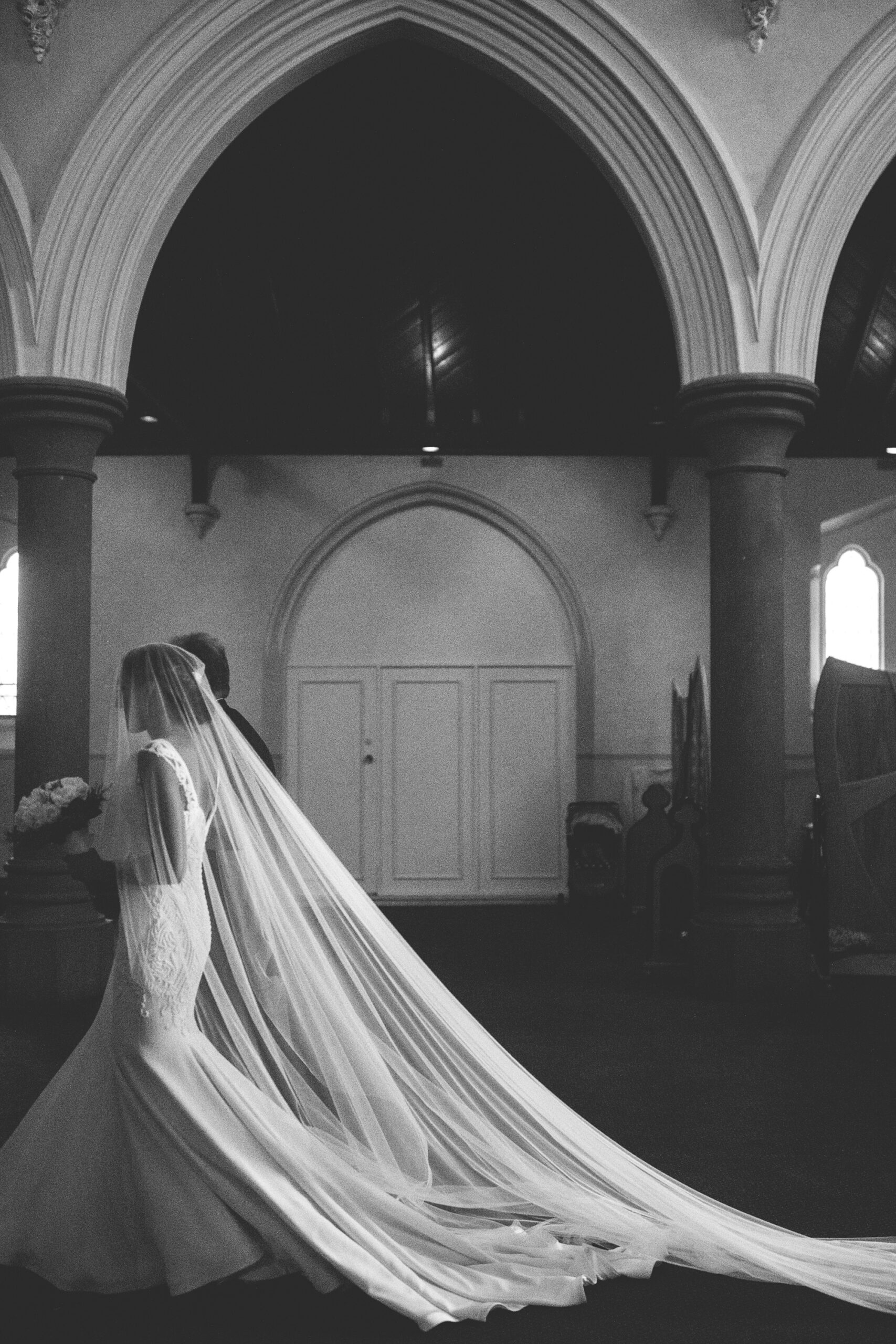 Laura Brodie Modern Elegant Wedding Phenomena Photgoraphy Cinematic 021 scaled