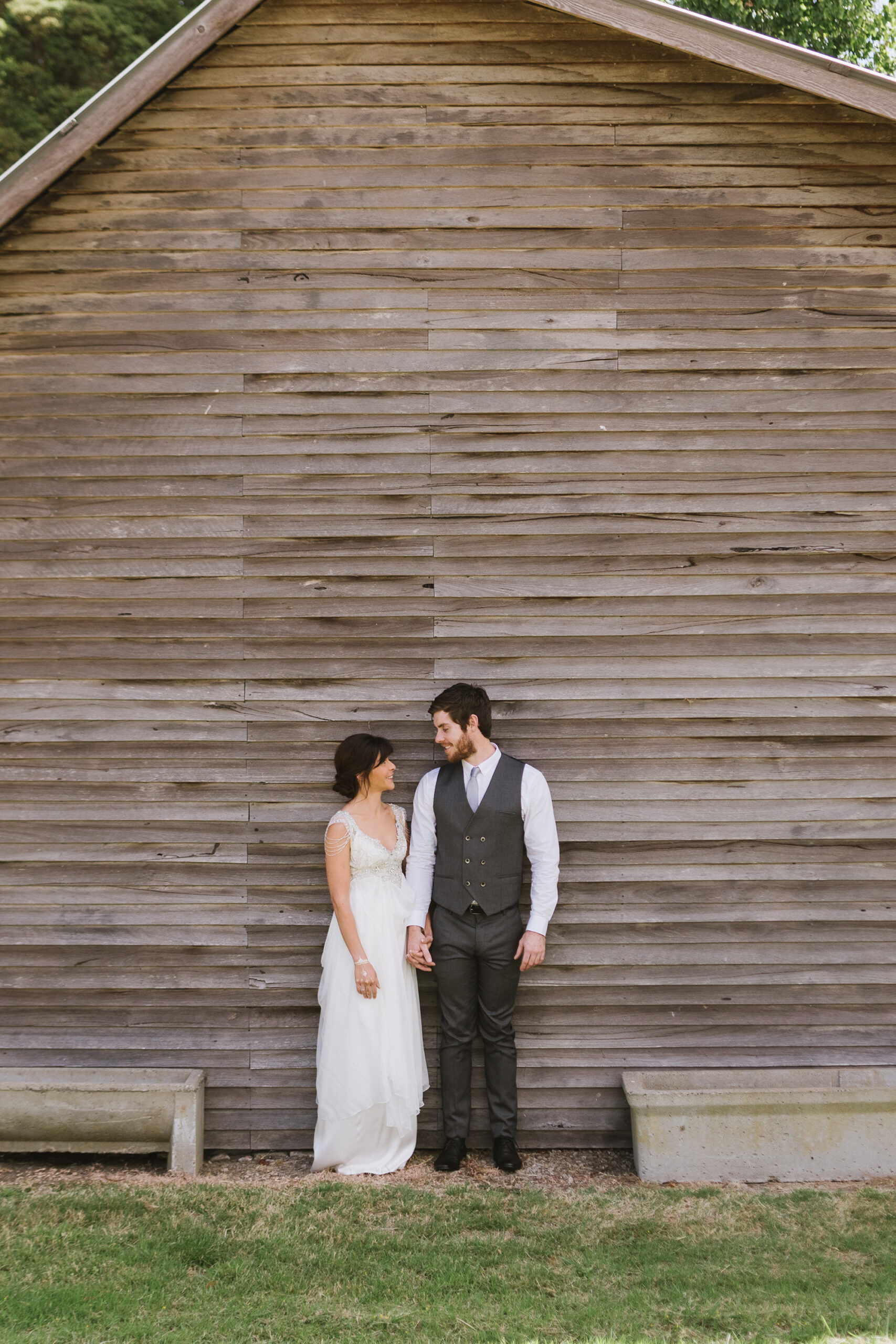 Laura_Daniel_Country-Rustic-Wedding_Nicholas-Joel-Photography_SBS_015