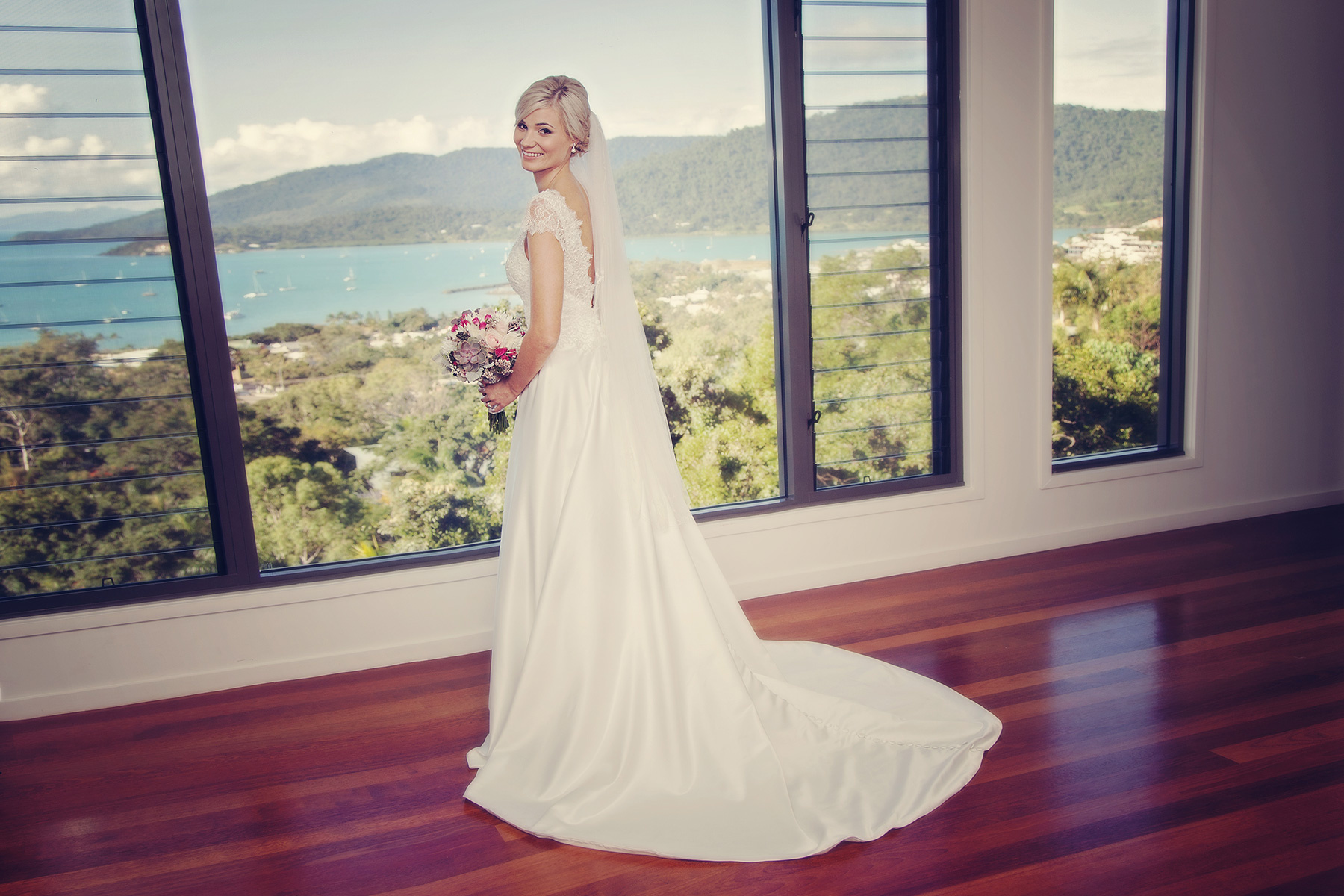 Laura_Matt_Whitsundays-Wedding_014
