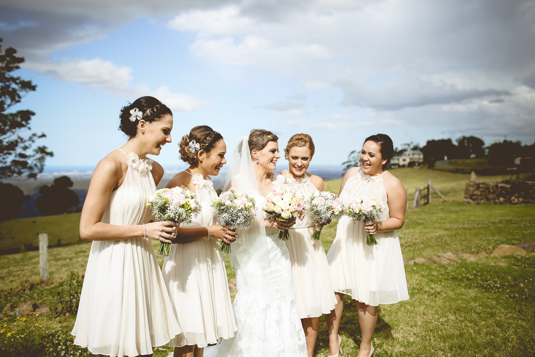 Laura_Nathan_Rustic-Vintage-Wedding_028