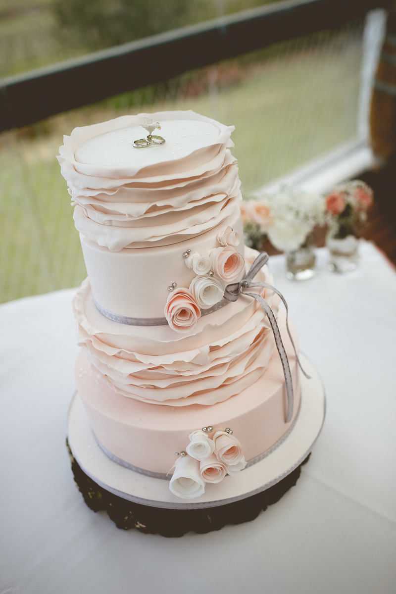 Laura_Nathan_Rustic-Vintage-Wedding_SBS_020