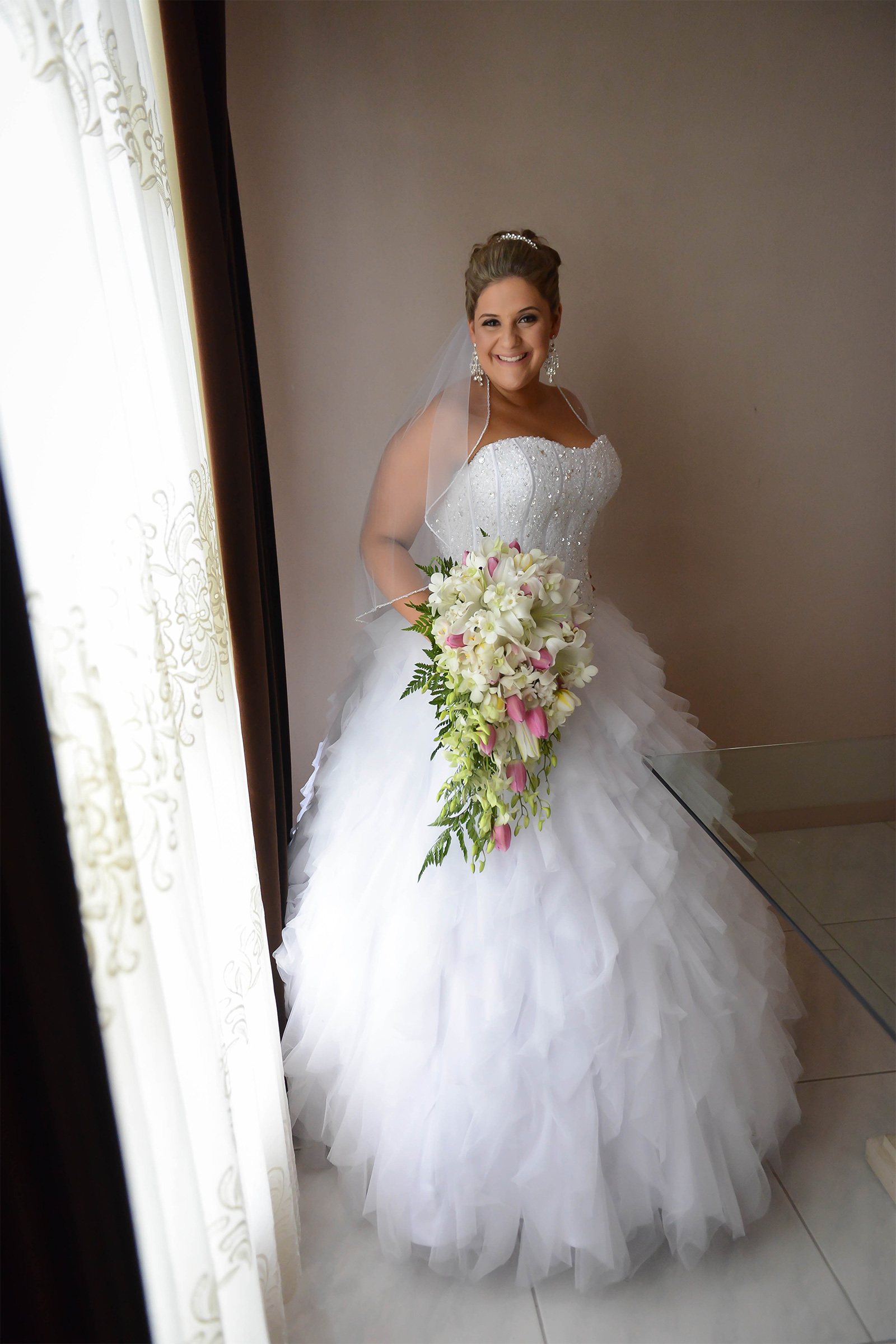 Laura_Stephen_Classic-Wedding_SBS_004
