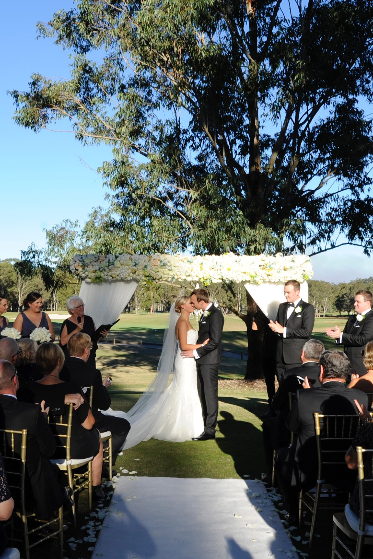 Lauren_Andrew_Black-Tie-Wedding_SBS_011